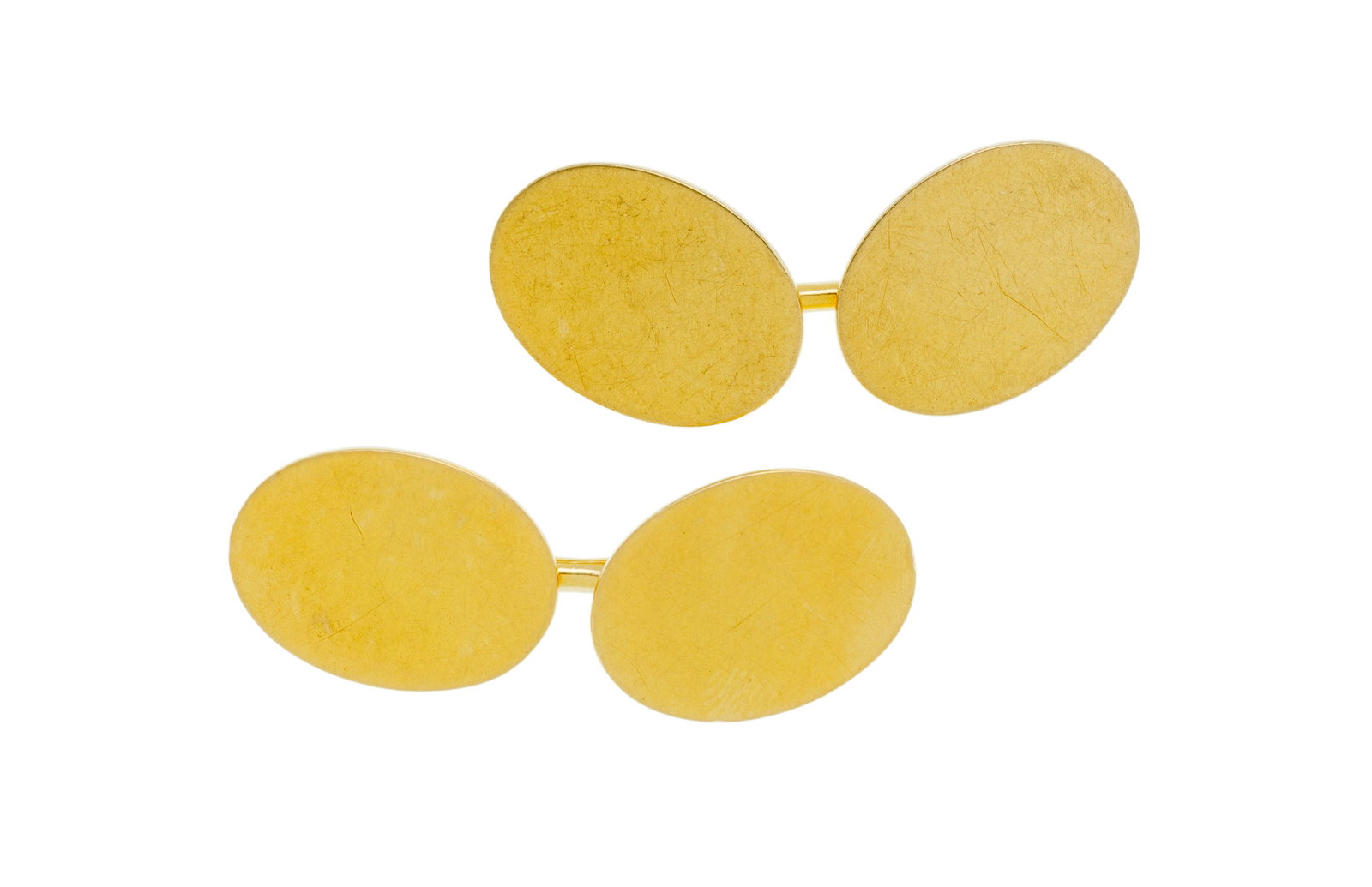 Tiffany&Co, paire de boutons de manchette ovales en or 585, h. 1.8 cm, 11g: Tiffany&Co, paire de boutons de manchette ovales en or 585, h. 1.8 cm, 11g Condition Bon état de conservation général. Présence de nombreuses rayures et micro rayures.