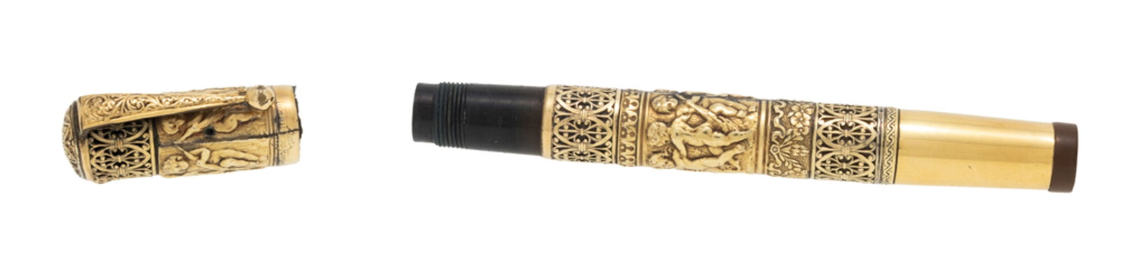 Waterman, stylo plume en or 750 à motif de putti, bec rétractable, signé, long. 12 cm - 2