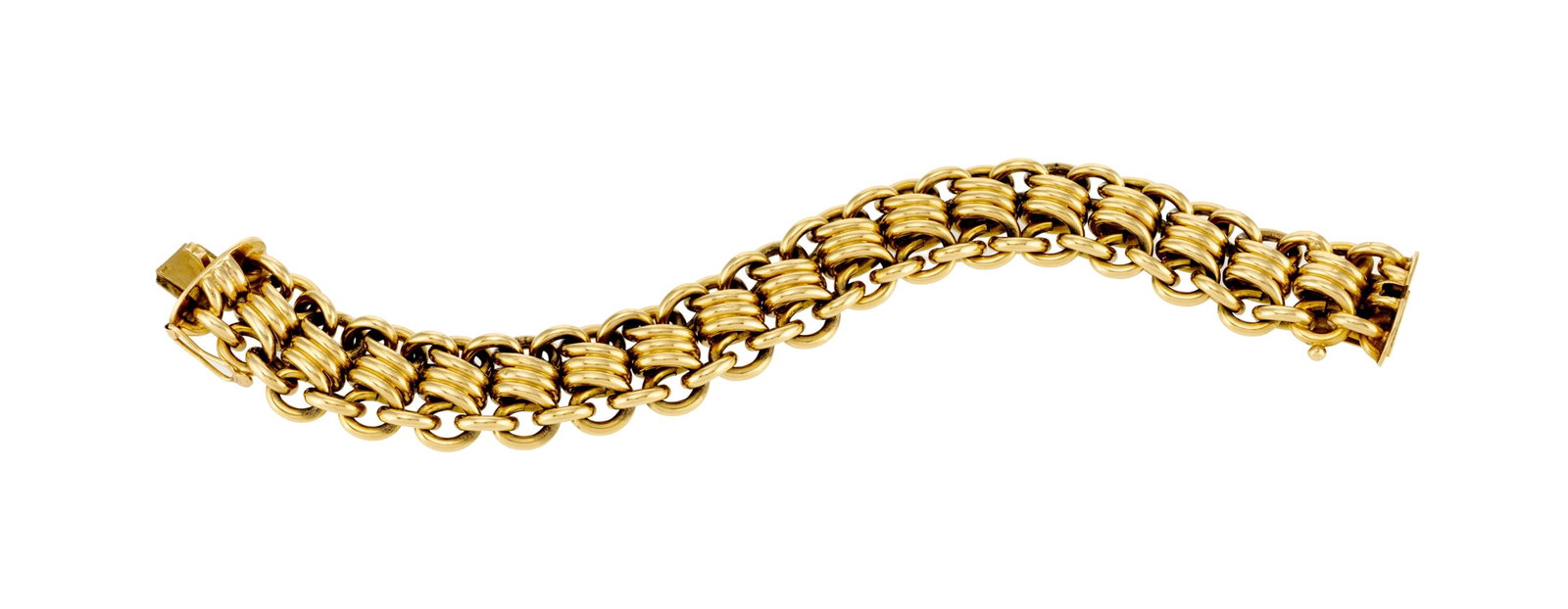 Cartier, bracelet années 1940-50 or 750 composé d'une succession de maillons aux centres t: Cartier, bracelet années 1940-50 or 750 composé d'une succession de maillons aux centres torsadés, signé, long. 19.50 cm, 60g Condition Bon état de conservation