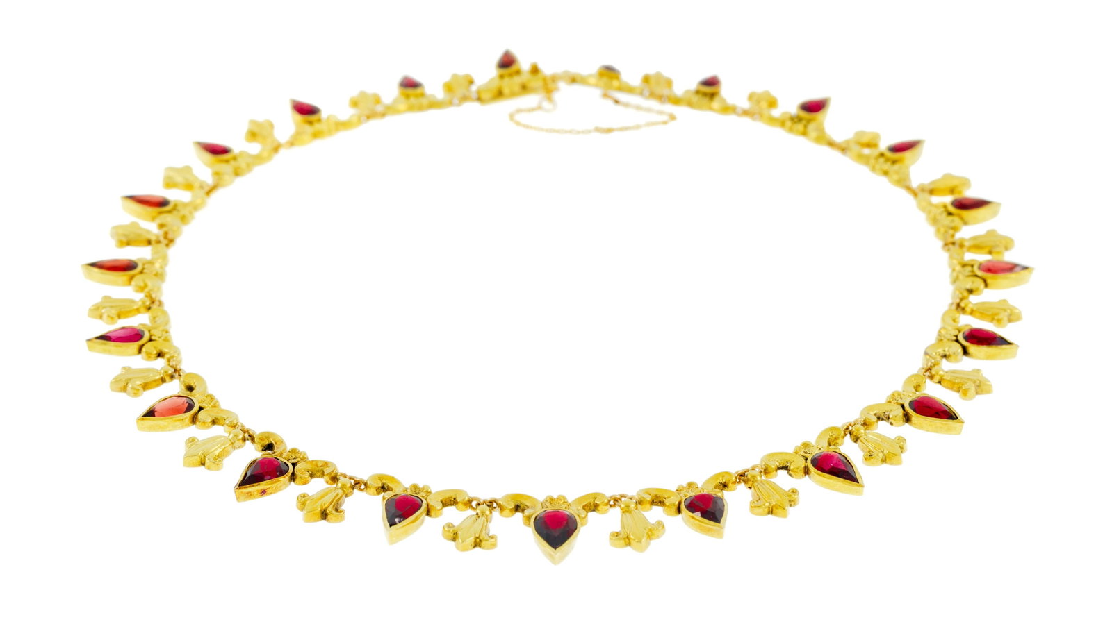 Collier fin XIXe s., composé d'une suite d'éléments en or 750 repoussé alternant - 2