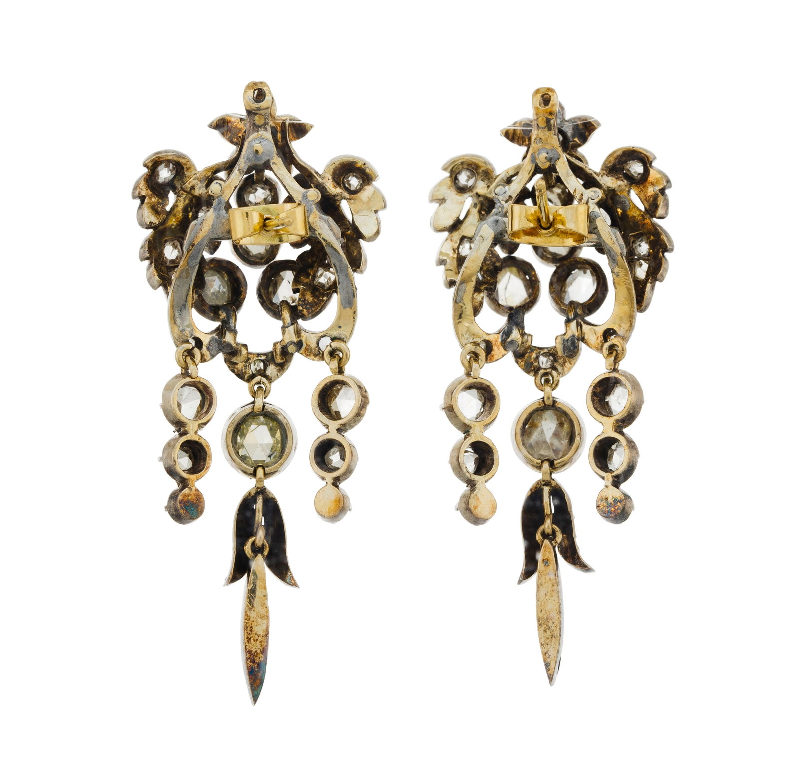 Paire de pendants d'oreilles à pampilles XIXe s., argent et or à motif végétal a - 3