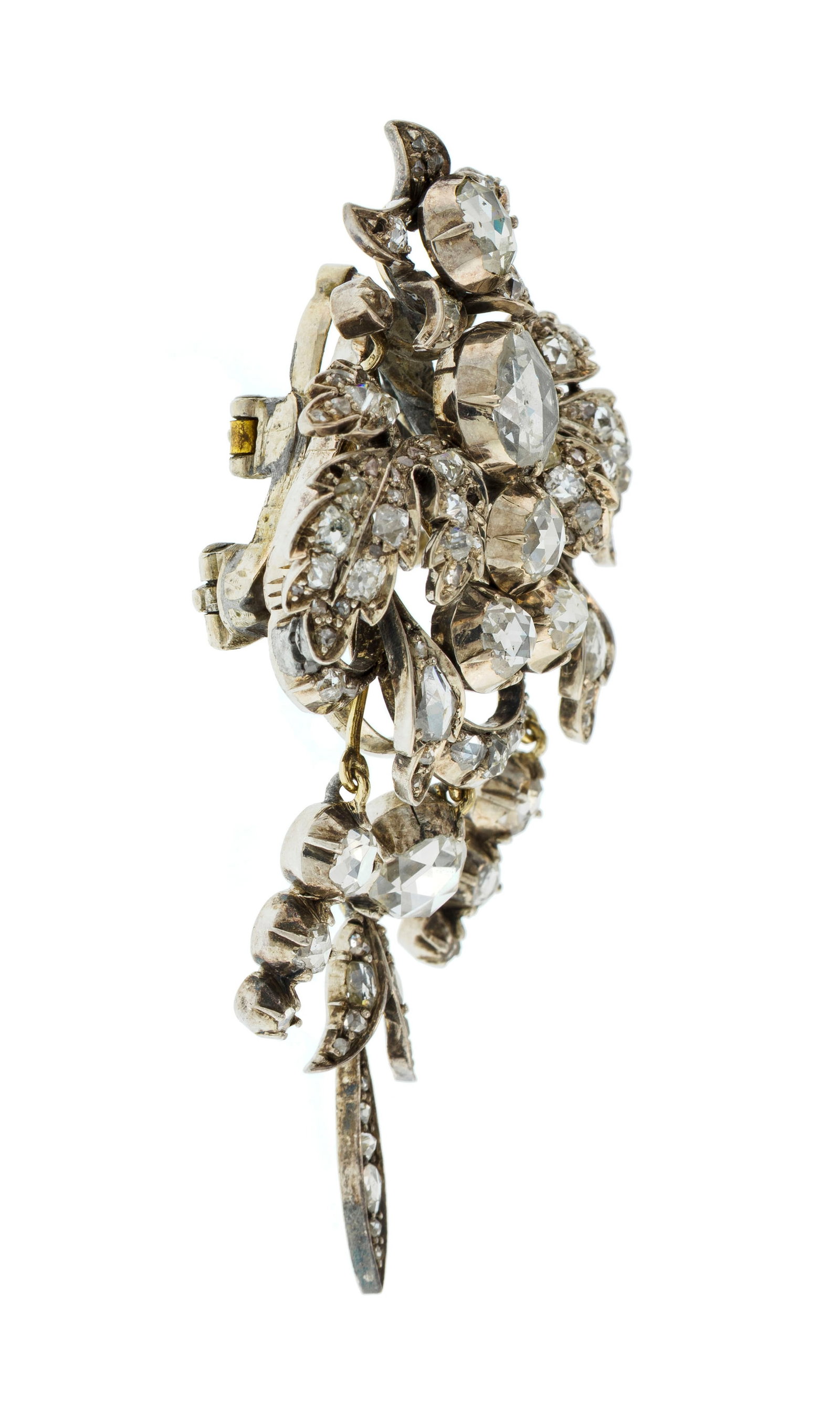Broche XIXe s., argent et or à motif végétal sertie de diamants taille ancienne et ro - 2