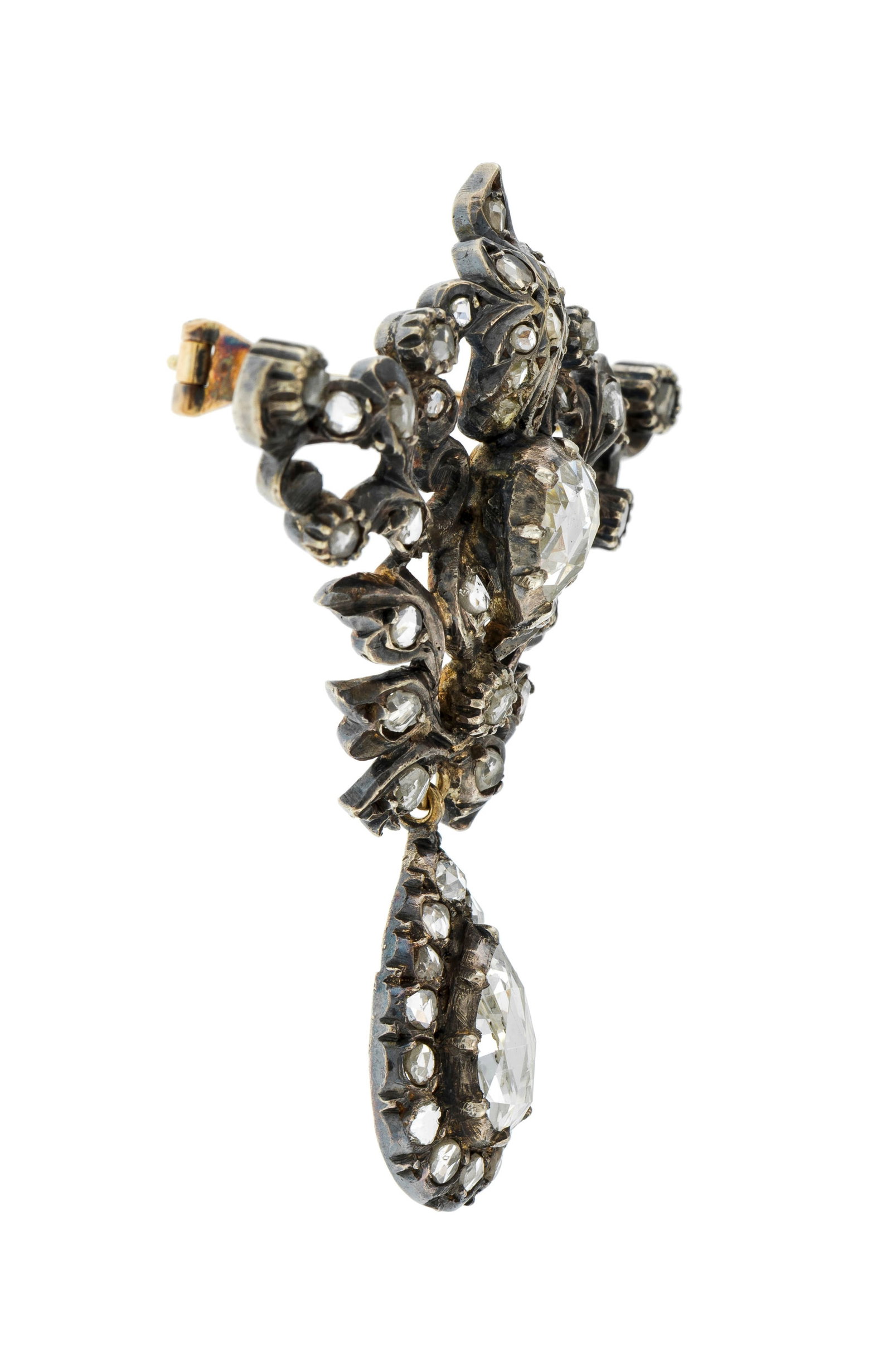 Broche XIXe s., argent et or ajouré à décor végétal sertie de diamants tail - 2