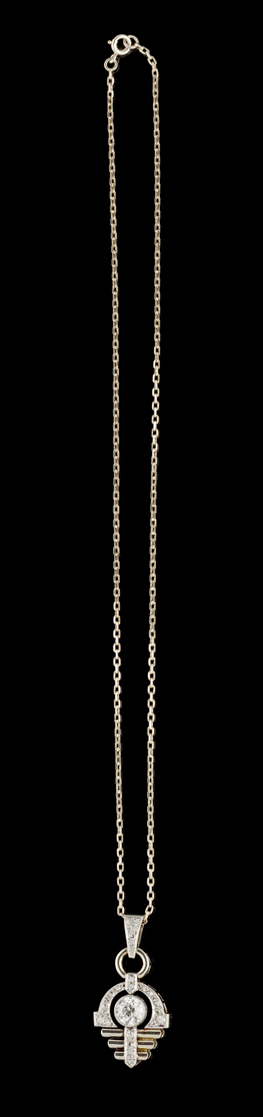 Pendentif Art Déco or gris 750 et platine serti de diamants taille 8/8 entourant un diamant tai - 2