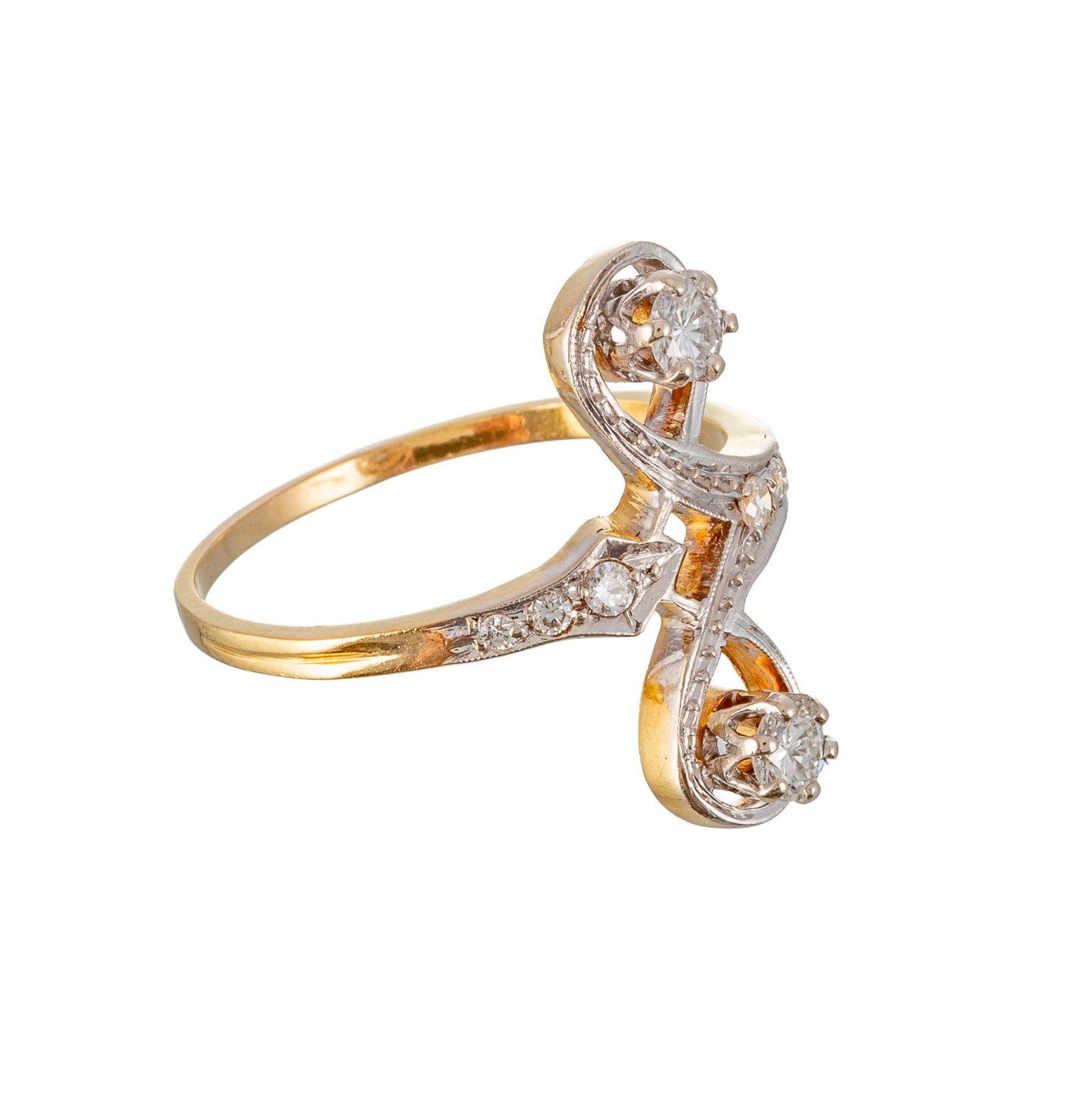 Bague 2 ors 750 sertie de diamants taille brillant dont deux plus importants se faisant face, doigt  - 2