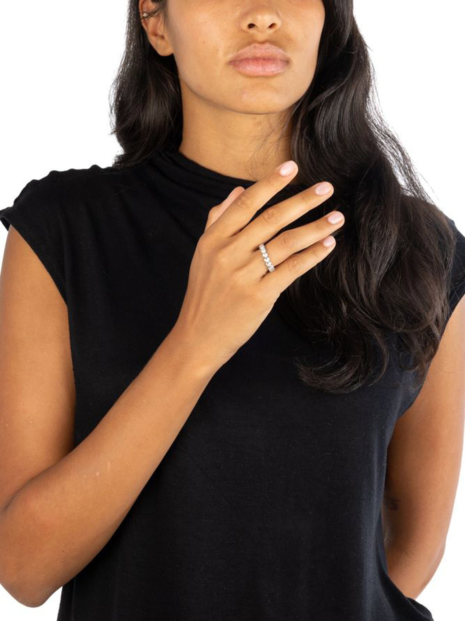Adler, bague souple articulée d'une succession de cœurs sertis de diamants taille brillant - 3