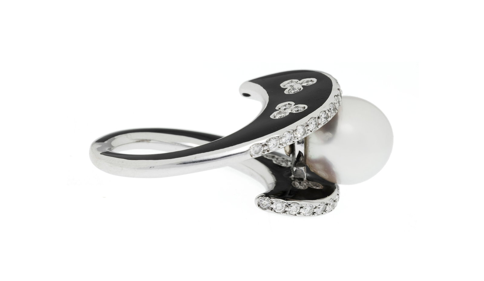 Bague or gris 750 et résine noire sertie de diamants taille brillant et centrant une perle de c - 3