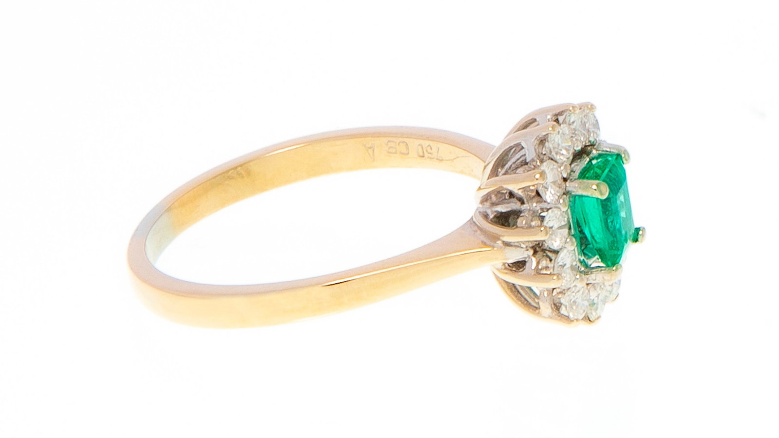 Bucherer, bague or gris 750 sertie d'une émeraude taille émeraude entourée de diamant - 2