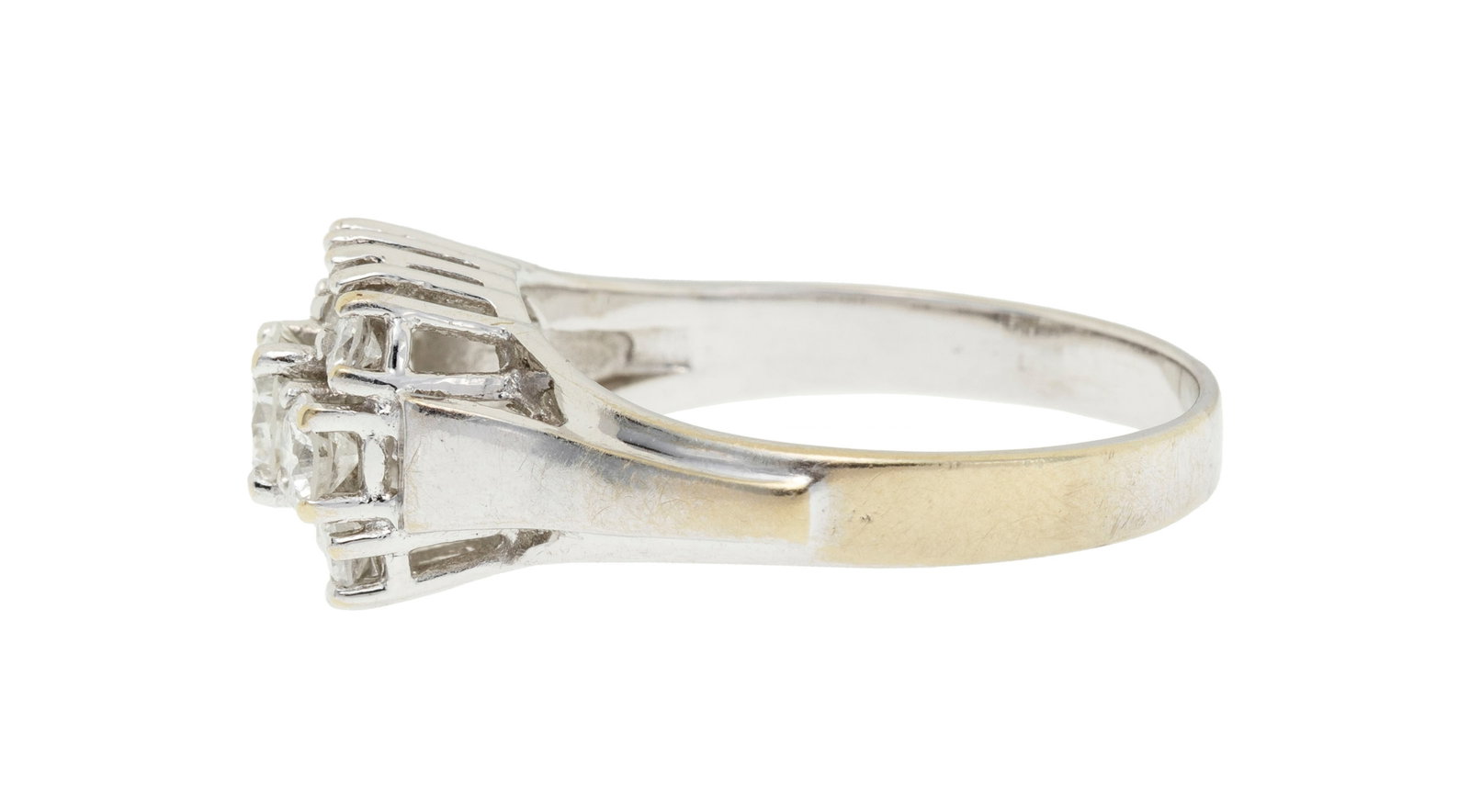 Bague or gris 750 sertie de diamants taille brillant dont un plus important au centre (env. 0.4 ct), - 2