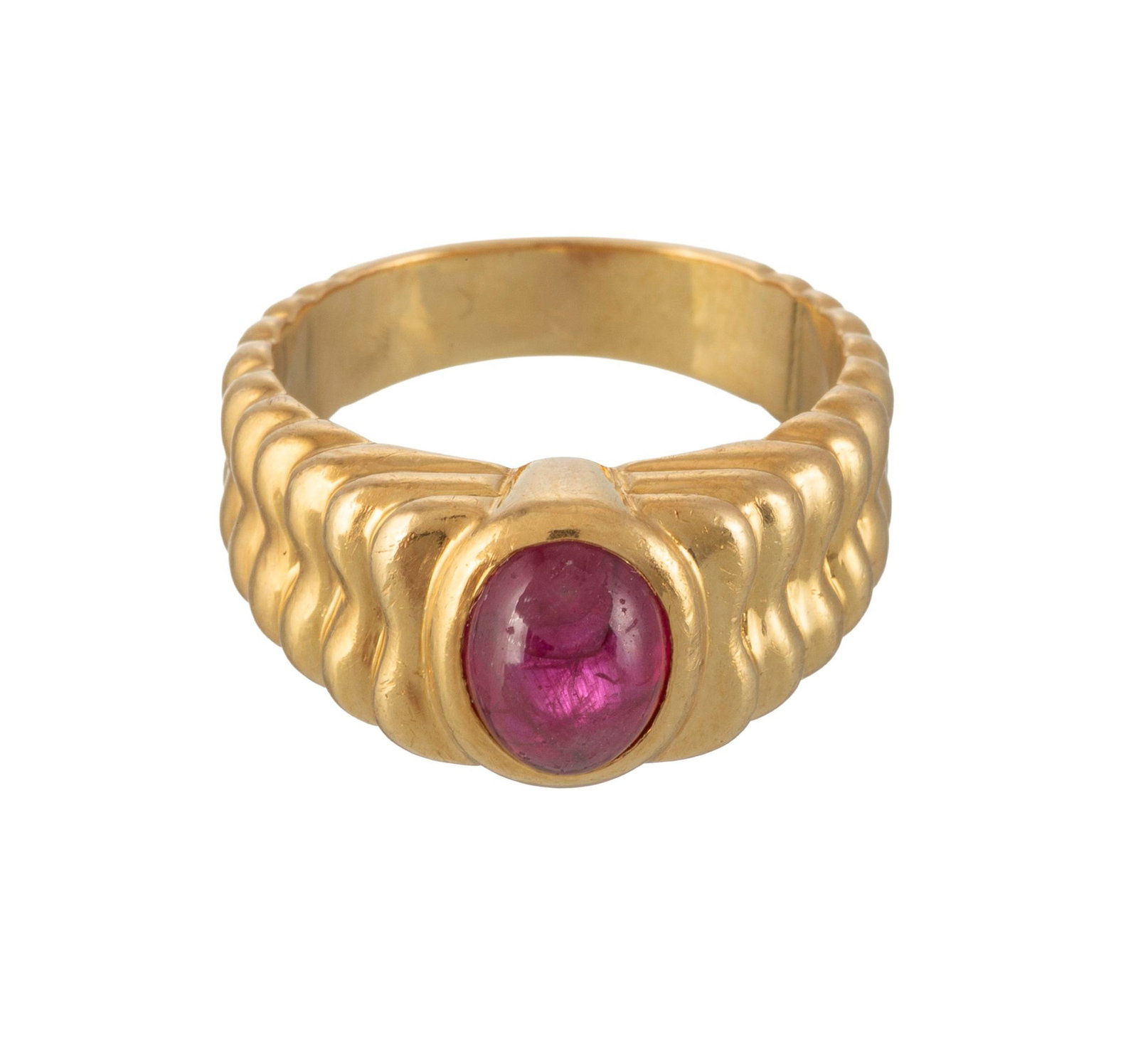Vacheron Constantin, bague en or 750 godronné sertie d'un rubis, doigt 53-13, 8g - 2