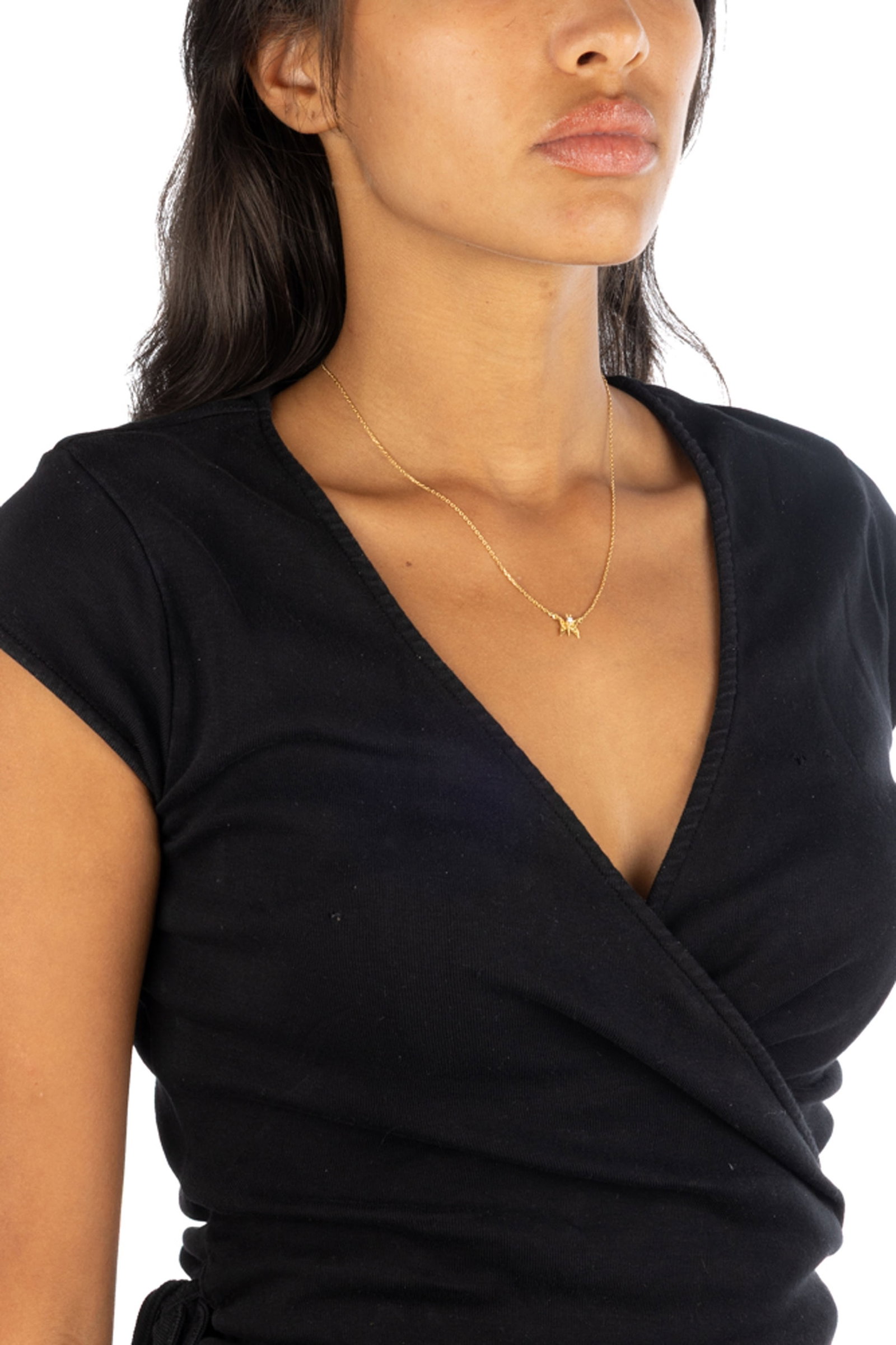 Collier or 750 à maille forçat limée retenant un centre papillon serti d'un diamant,  - 5