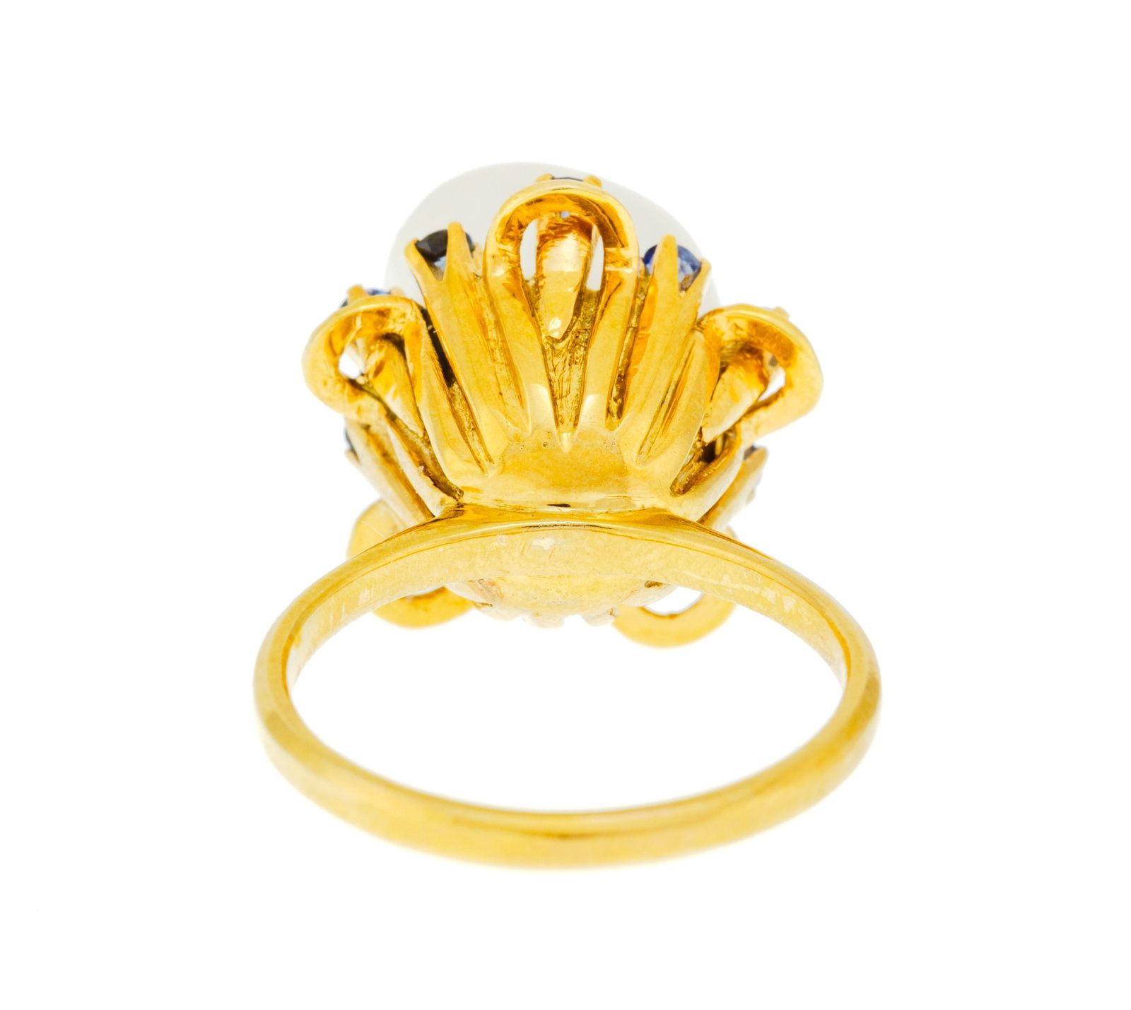 Bague en or 585 stylisant une fleur sertie d'une perle de culture baroque rehaussée de saphirs  - 3