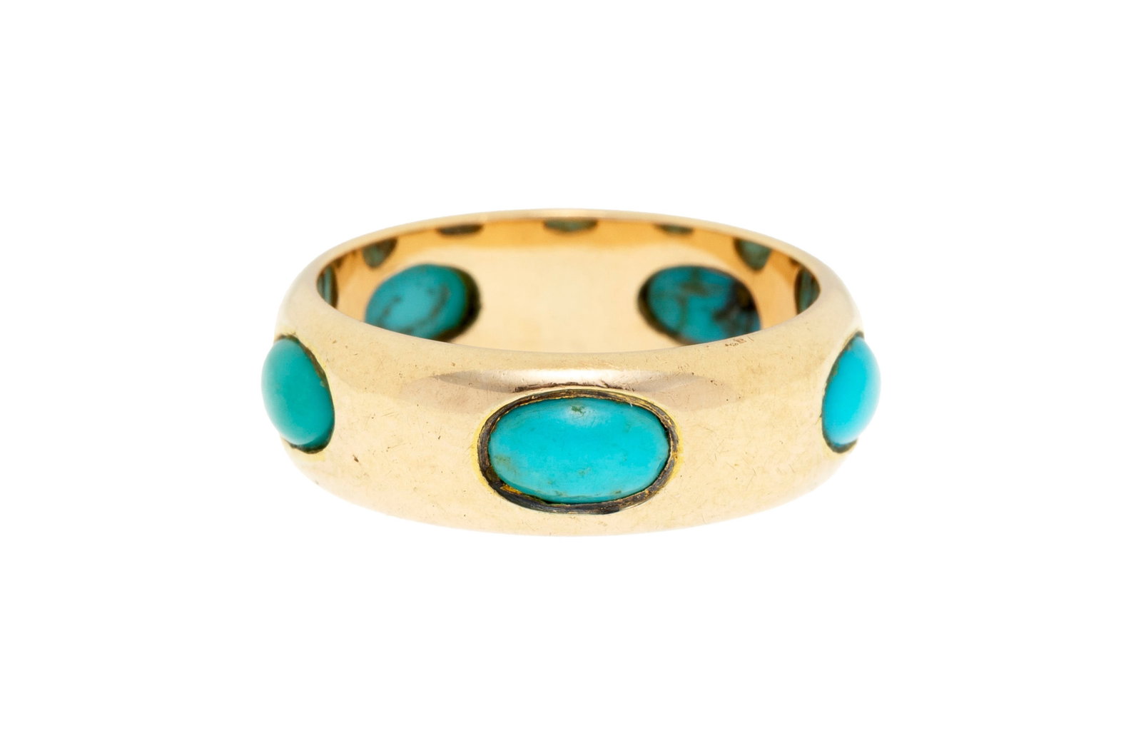 Anneau en or 375 serti de cabochons de turquoise, doigt 47-7, 3g: Anneau en or 375 serti de cabochons de turquoise, doigt 47-7, 3g Condition Monture: Etat moyen. Présence de rayures, griffures et signes d'usure. Gemmes: Etat bon à moyen. Rayures aux