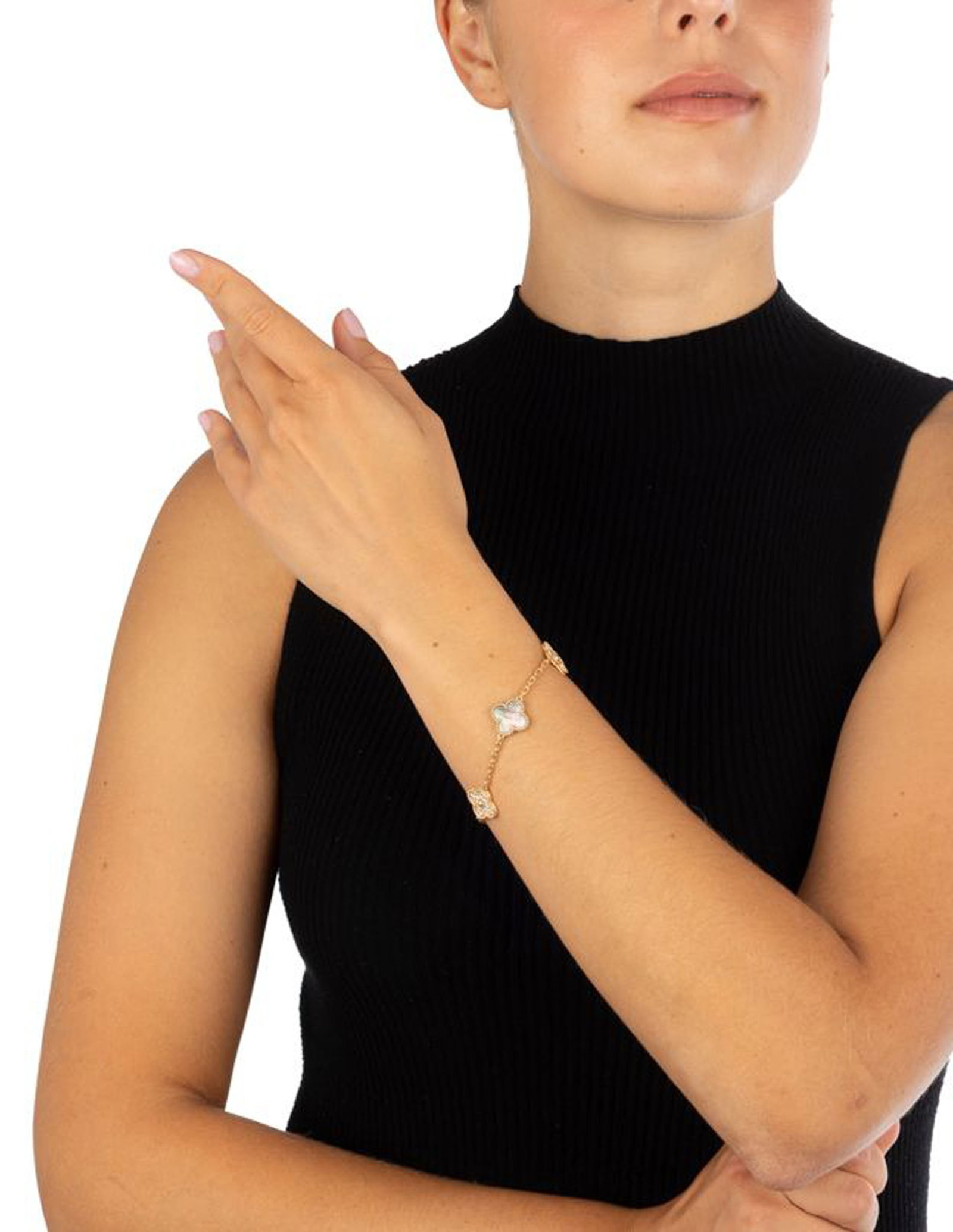 Van Cleef & Arpels, Alhambra, bracelet en or 750 orné de 5 motifs sertis de diamants taille bri - 9