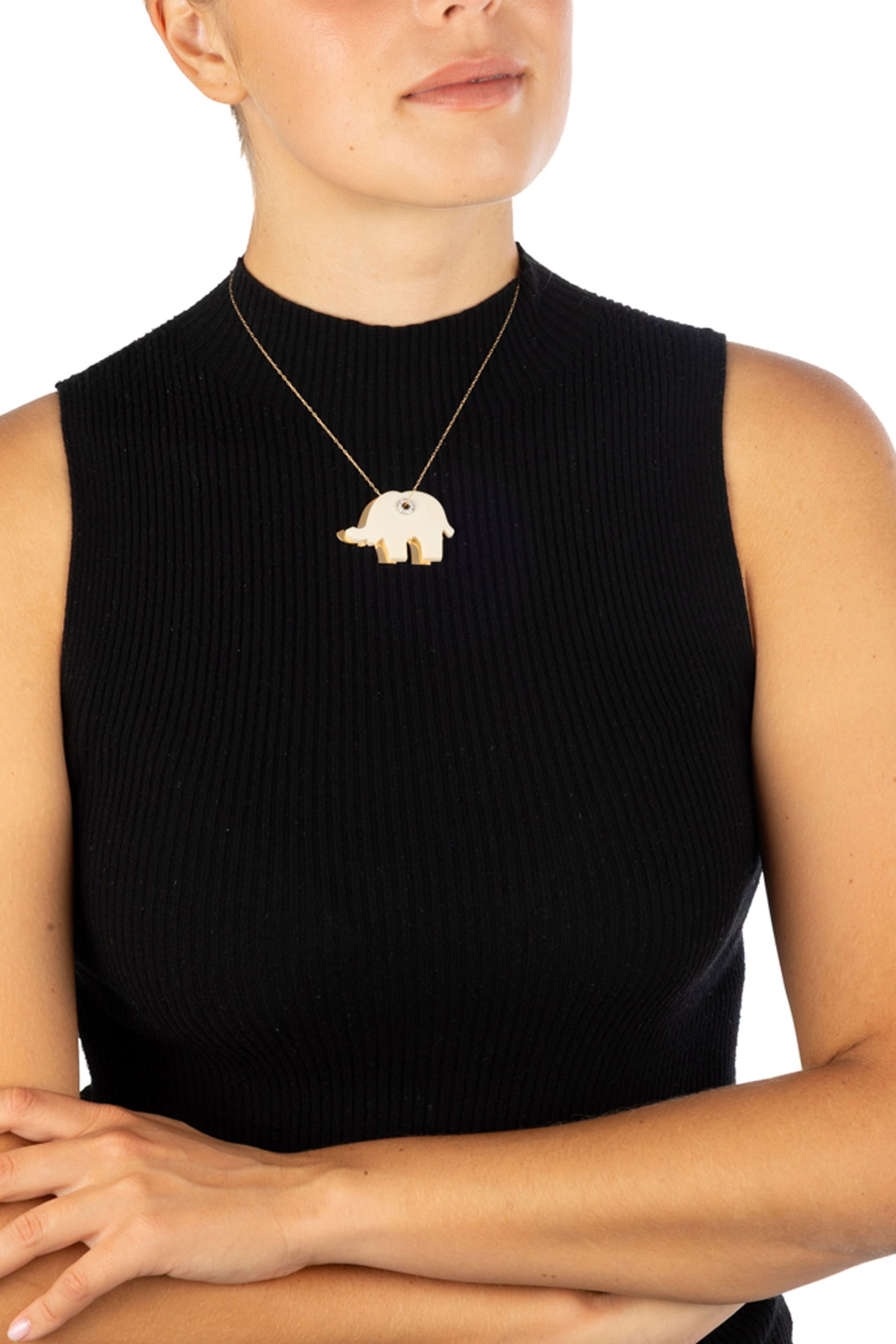 Vhernier, pendentif éléphant en or 750 et quartz blanc serti d'un anneau de diamants taill - 5
