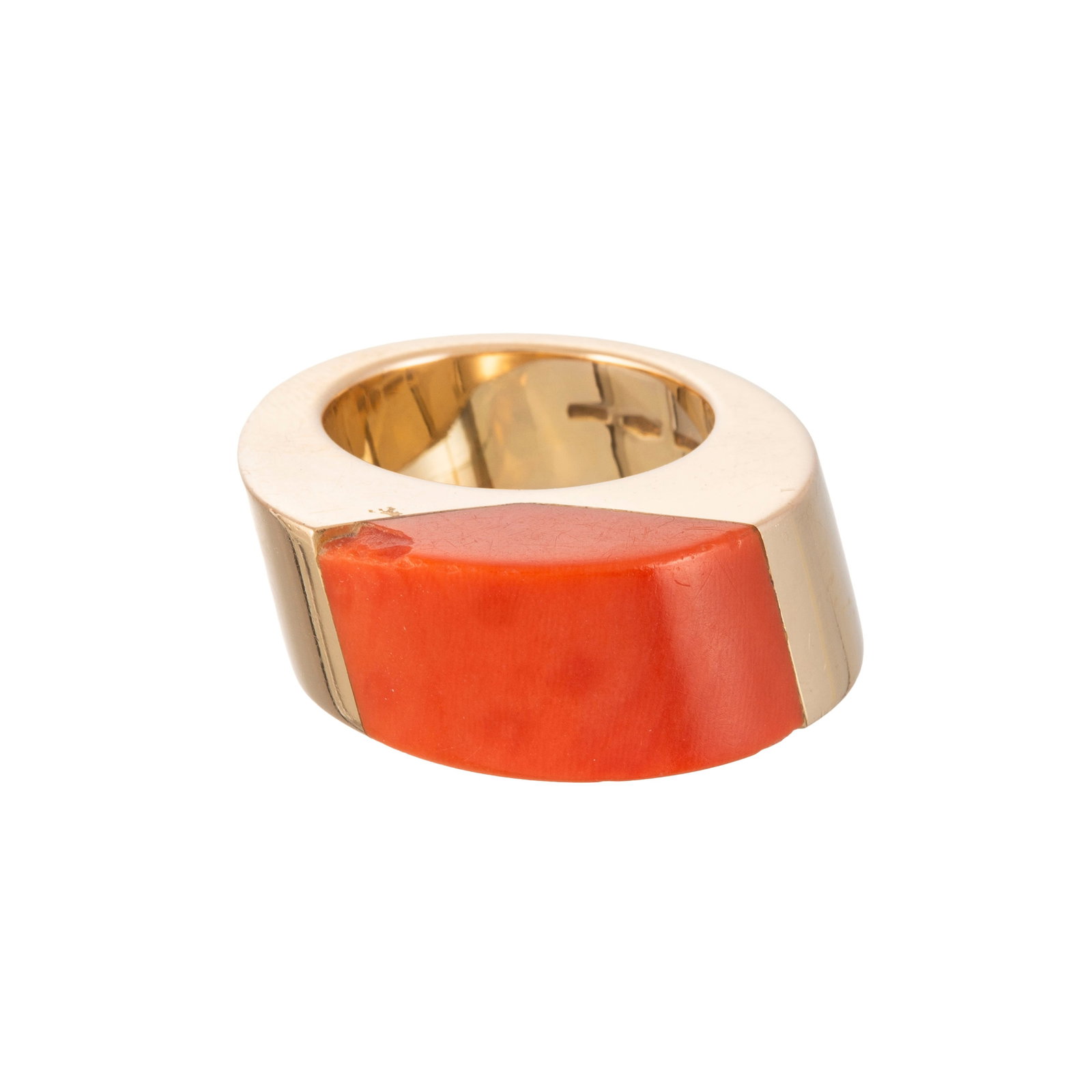 Vhernier, Timpano, bague or 750 ornée d'un élément en corail, signée, doigt 54-1 - 2