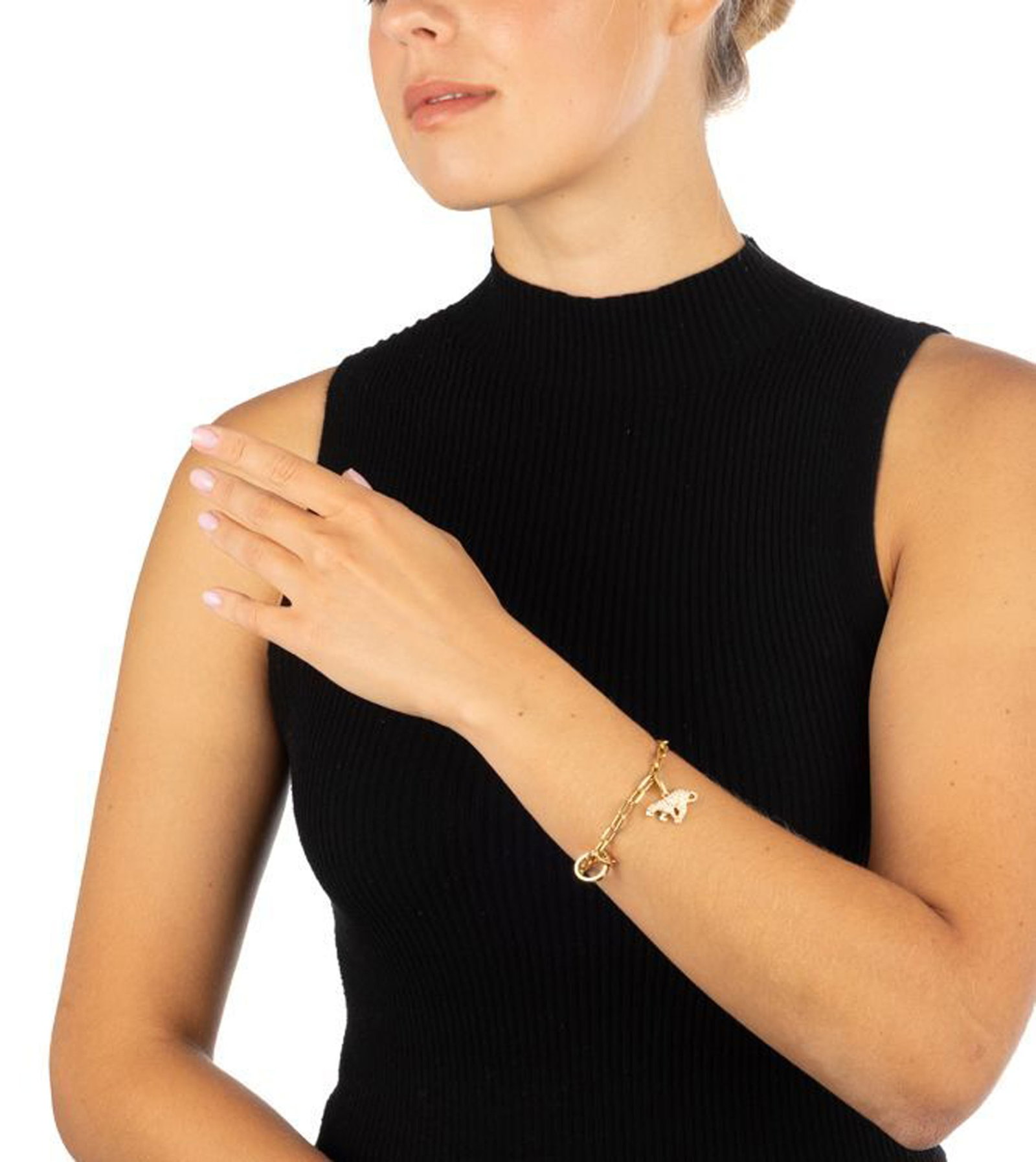 Cartier, bracelet charms or 750 retenant une panthère pavée de diamants taille brillant, u - 4