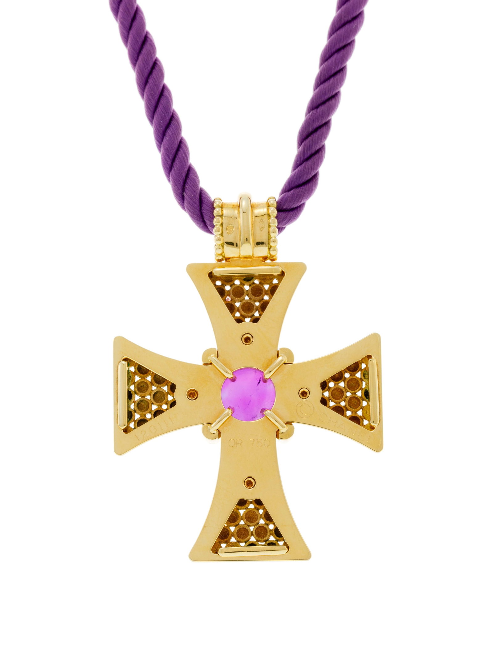 Chanel, pendentif croix en or 750 décoré de petites sphères et serti d'un cabochon d' - 3