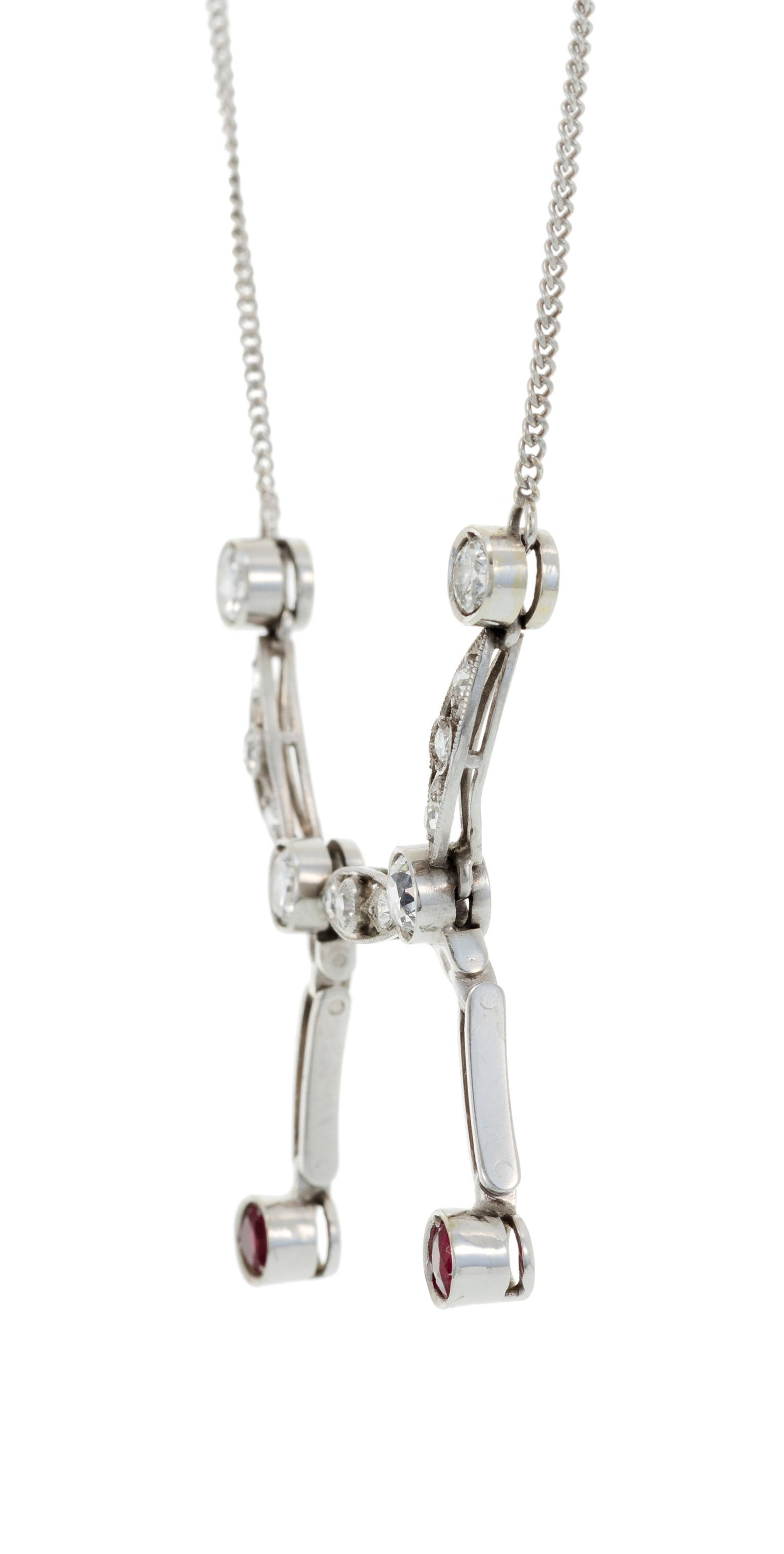 Collier or gris 750 à maille gourmette limée retenant un centre serti de 2 rubis et de dia - 2