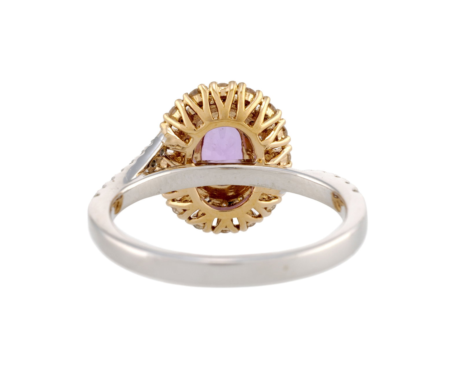Bague 2 ors 750 sertie d'un saphir rose ovale entouré de diamants taille brillant, doigt 52-12 - 3