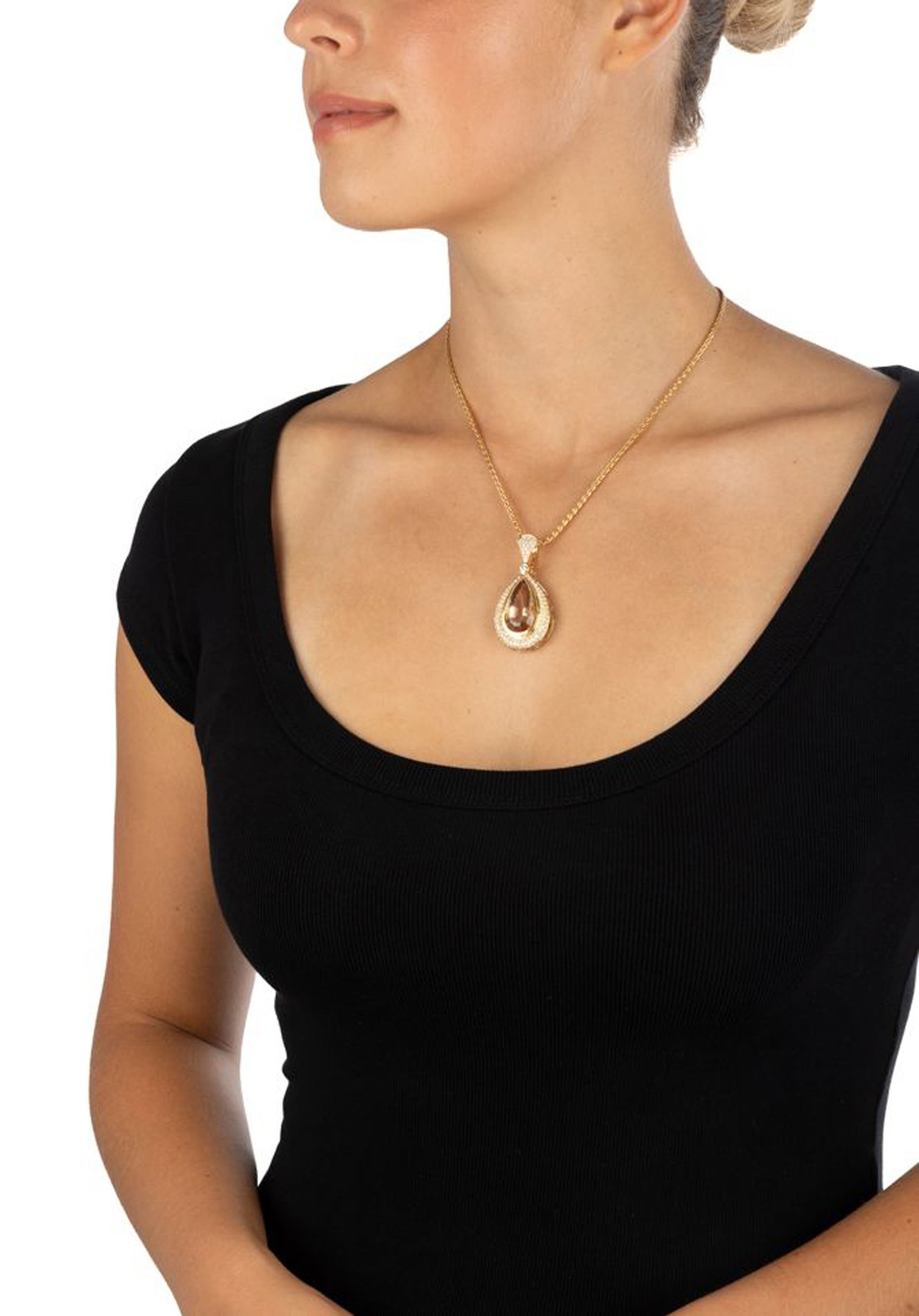 Pendentif en or 585 serti d'une topaze impériale entourée de diamants taille brillant dont - 4