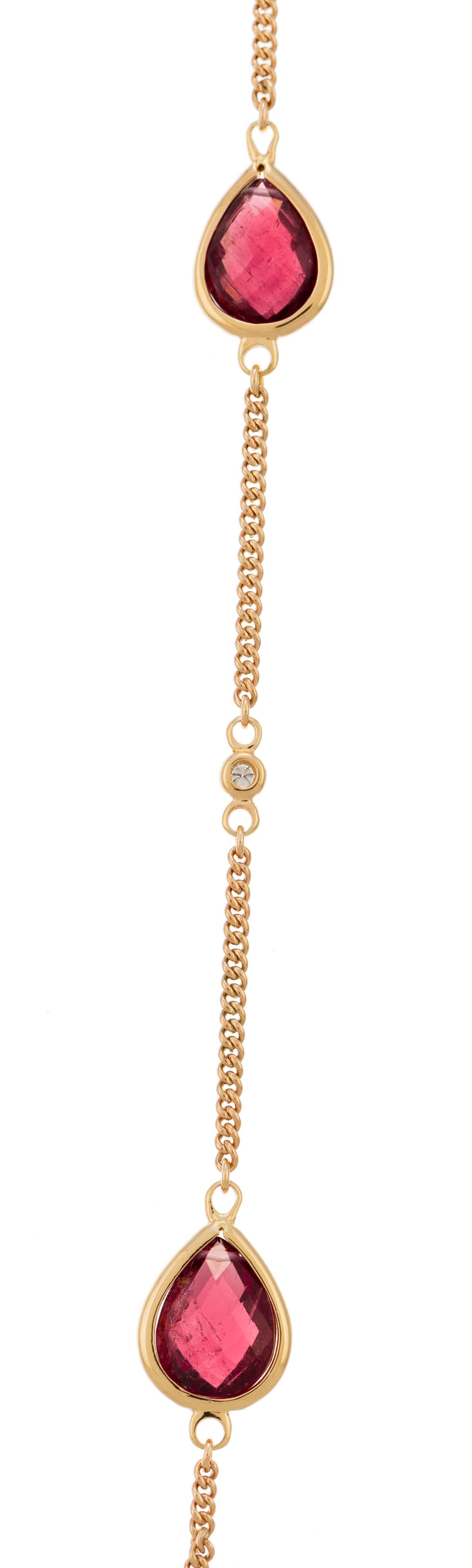 Sautoir or rose 750 alternant des rubellites facettées et des diamants taille brillant, long. 6 - 2