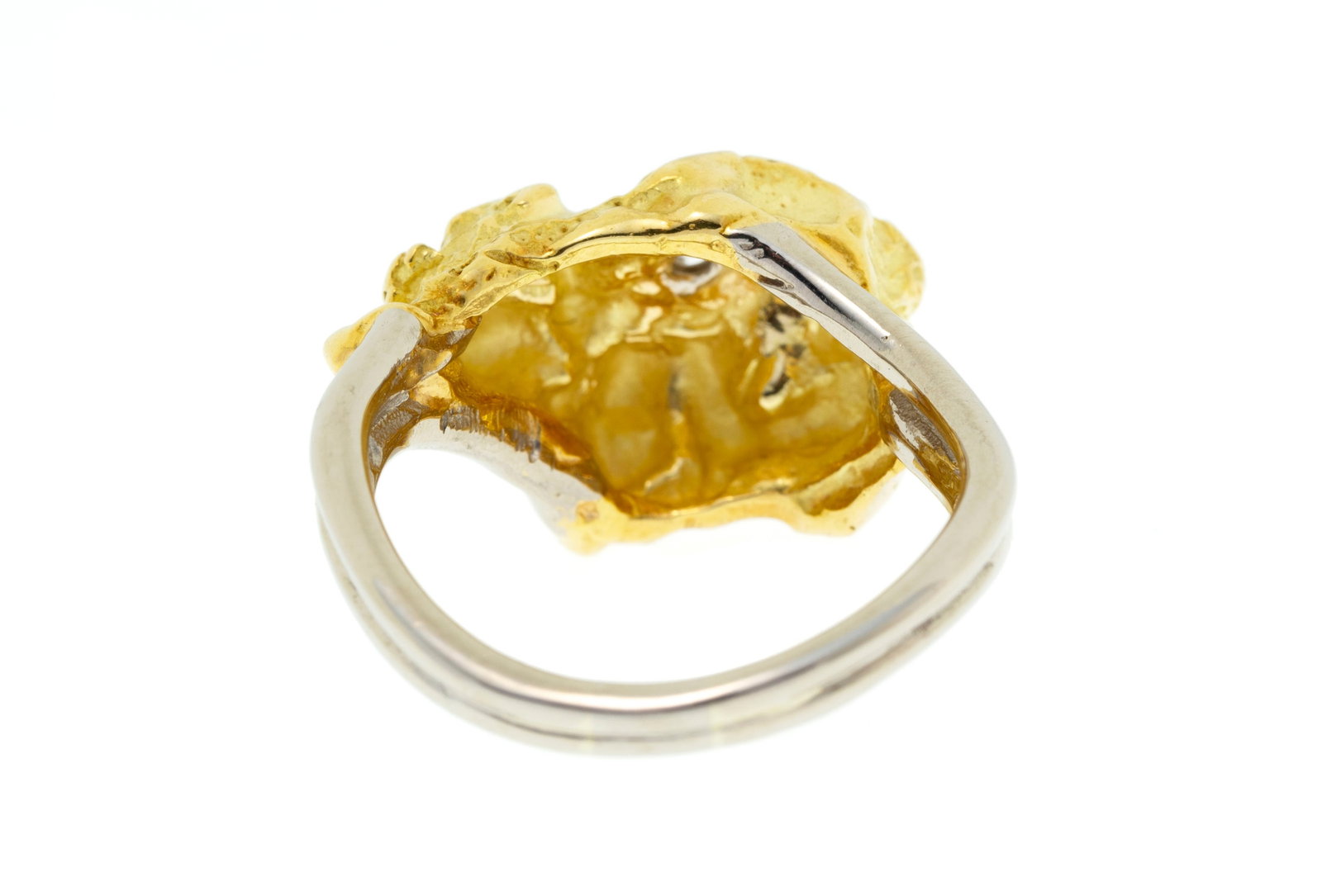 Gilbert Albert, bague 2 ors 750 surmontée d'une pépite d'imitation sertie d'un petit diama - 3