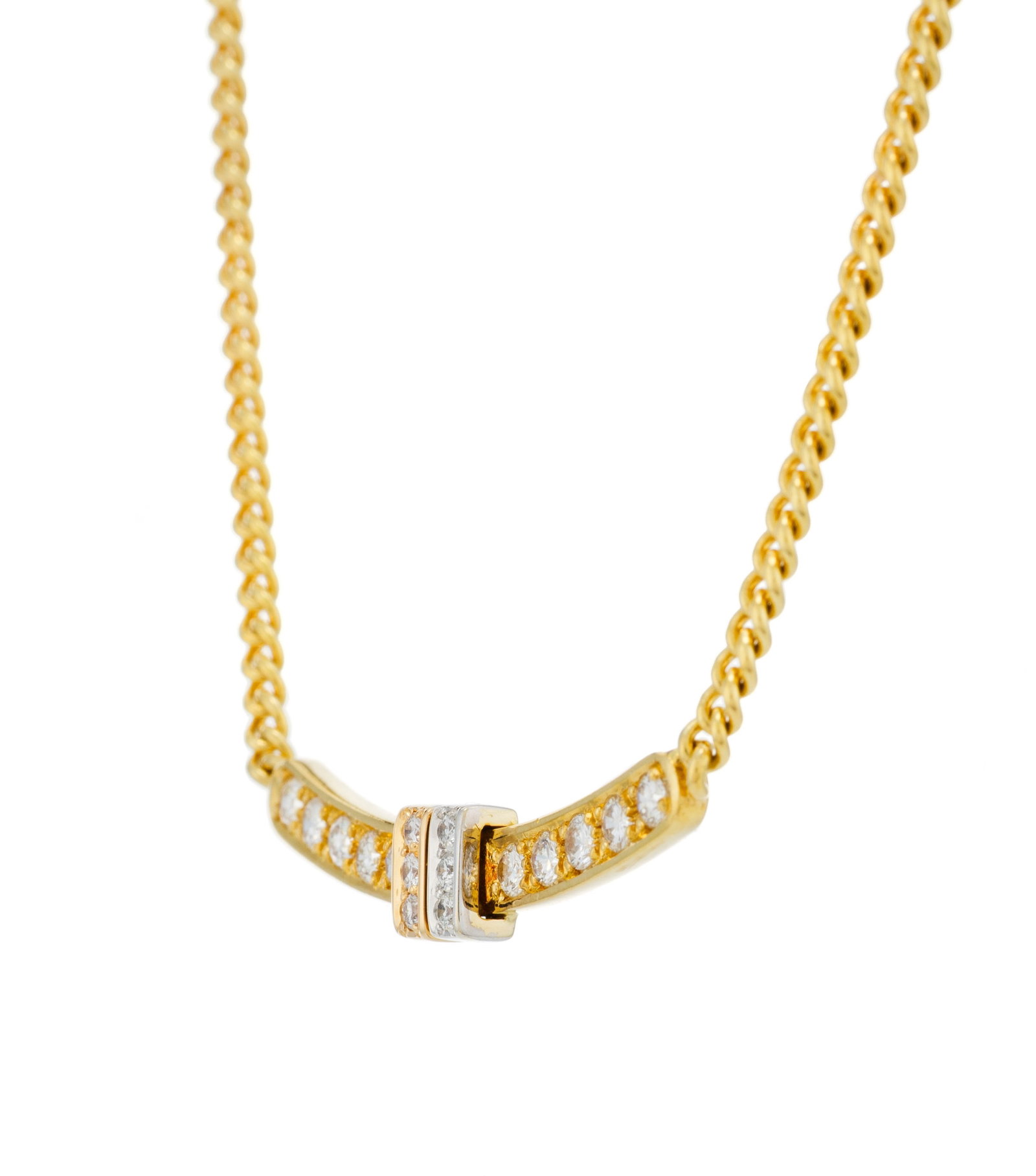 Collier or 750 à maille gourmette retenant un centre serti de diamants taille brillant, long. 4 - 2