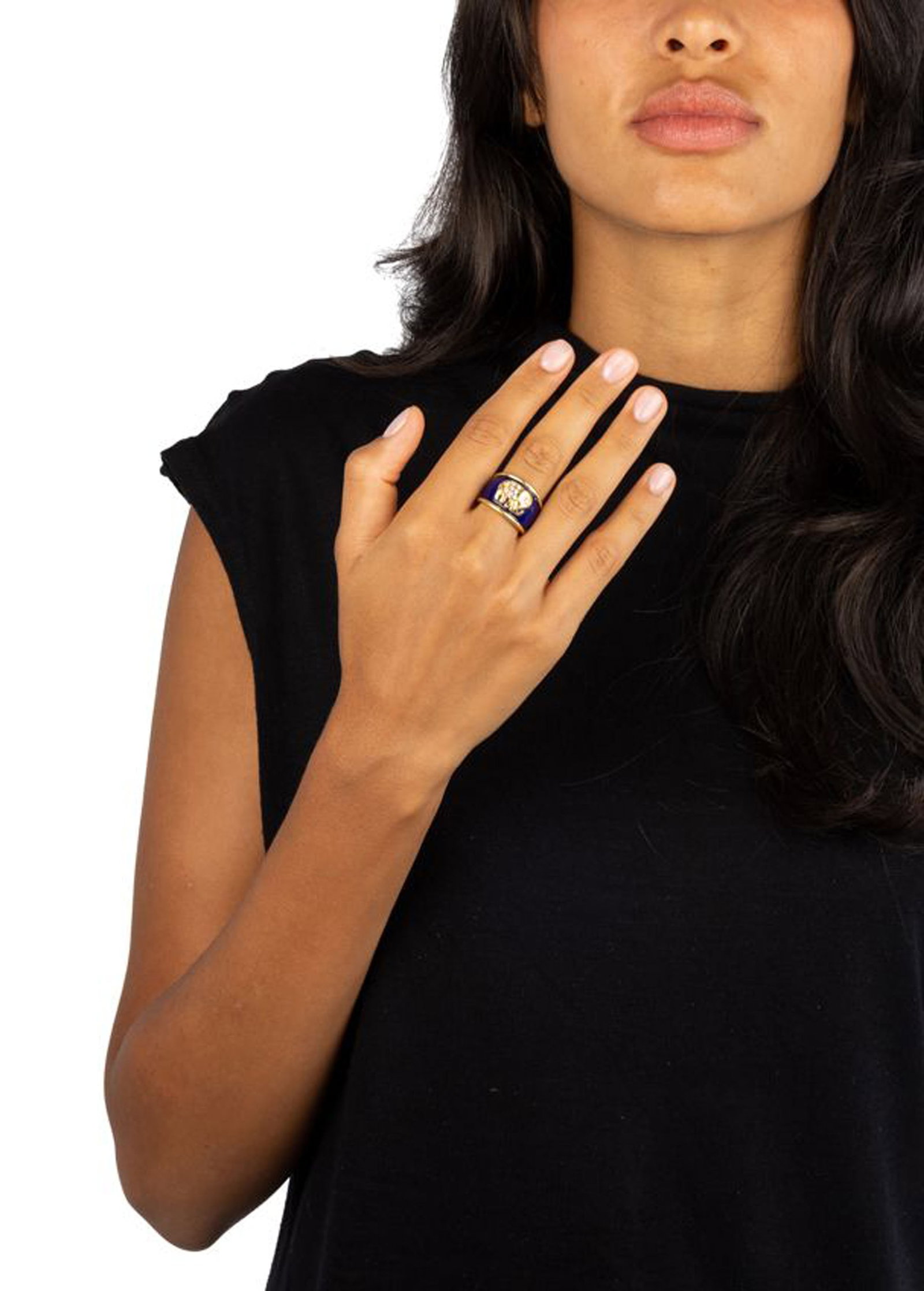 Bague or 750 et émail bleu ornée d'un éléphant serti de diamants taille brillant - 4