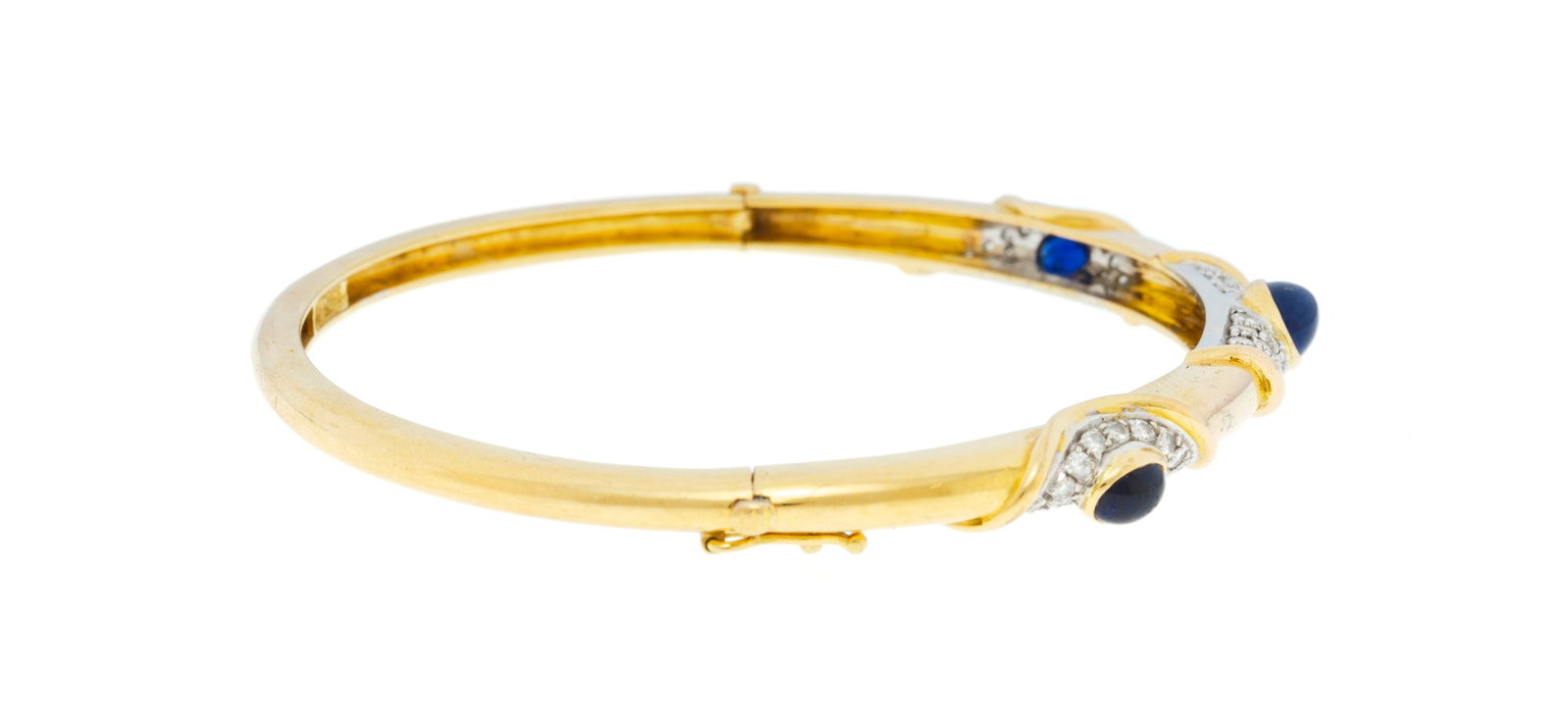 Bracelet rigide 2 ors 750 serti de 3 cabochons de saphir entourés de diamants taille brillant,  - 2