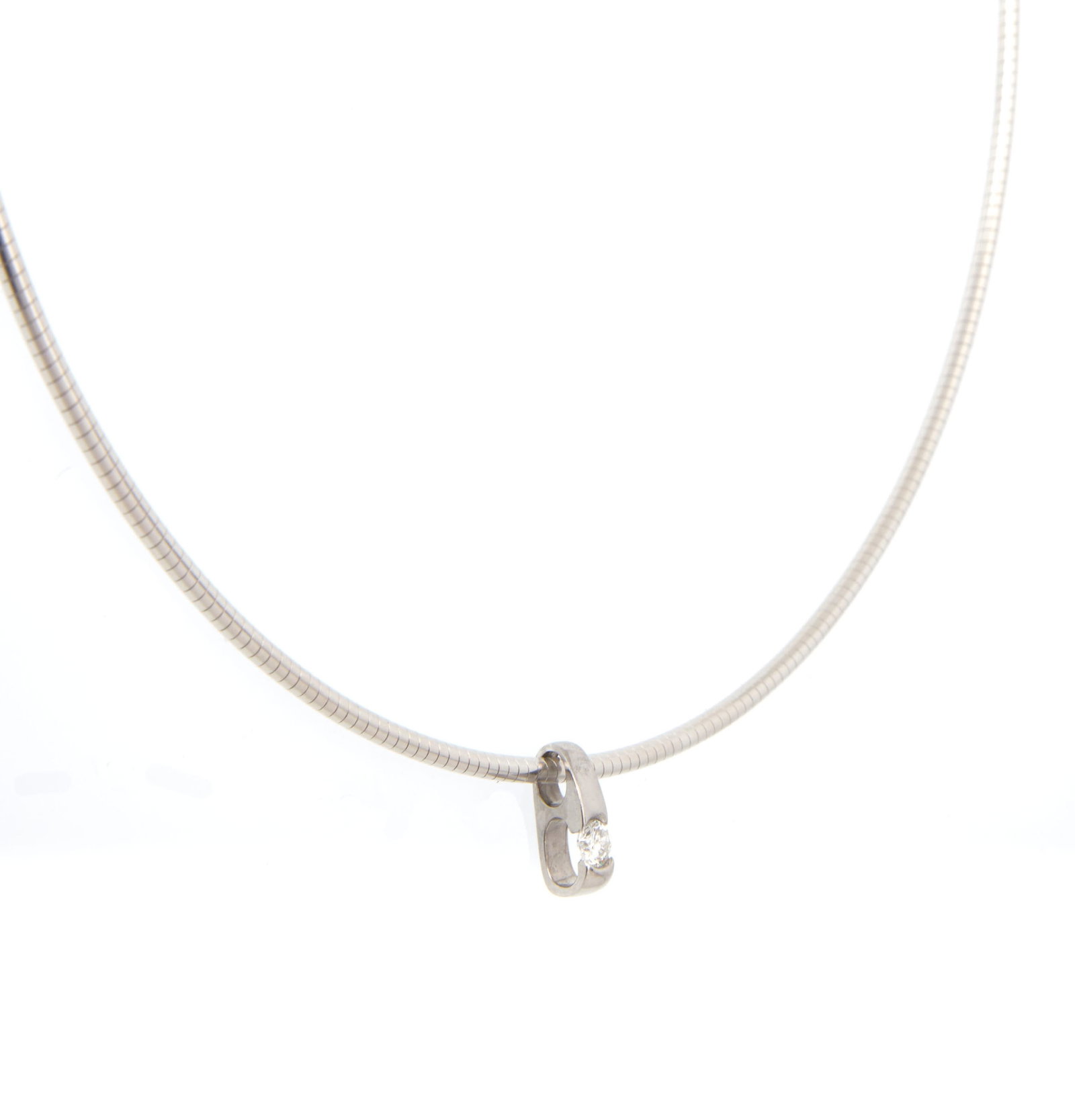 Tour de cou flexible or gris 750 retenant un pendentif en or gris 585 serti d'un diamant taille bril - 2