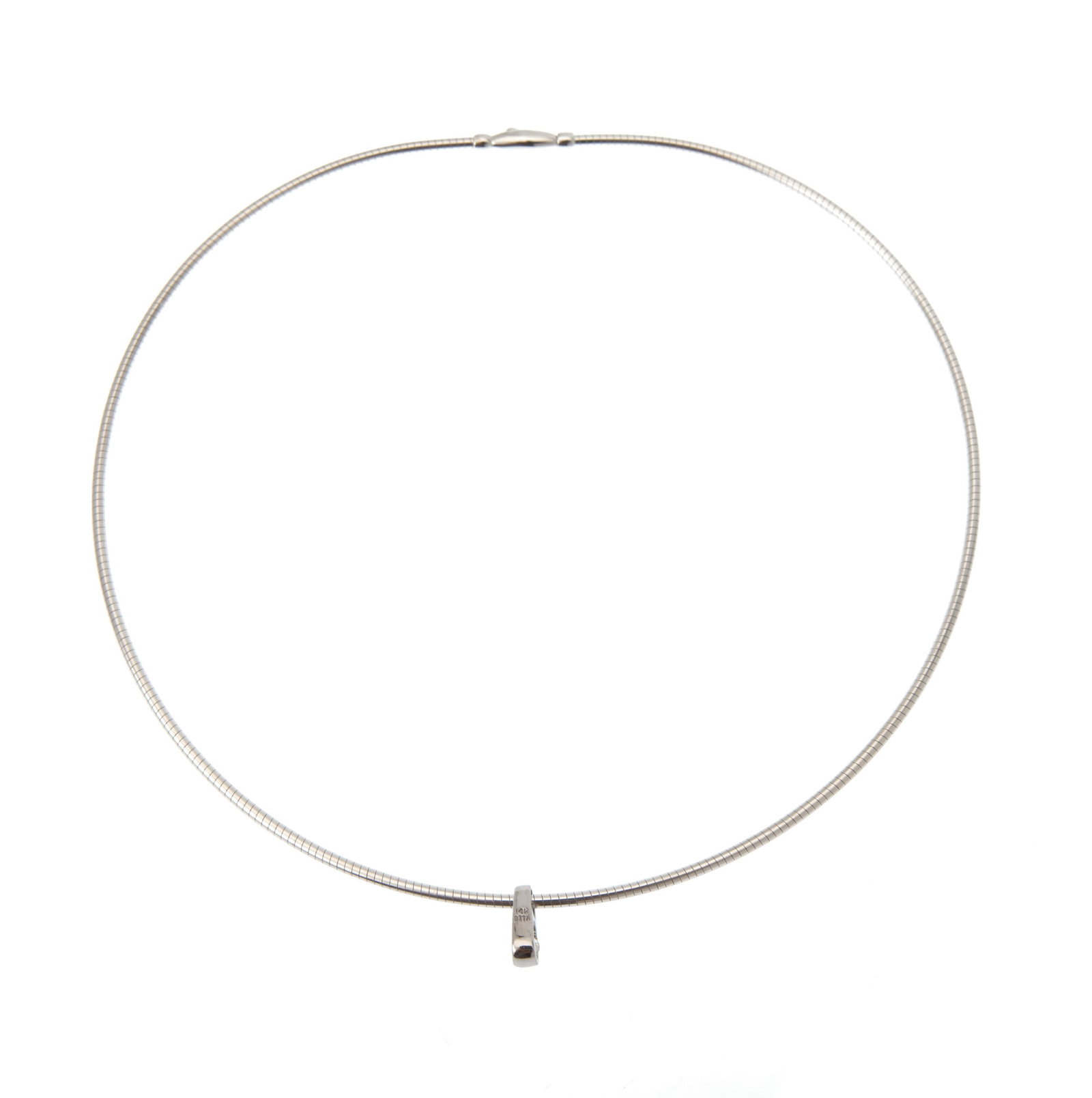 Tour de cou flexible or gris 750 retenant un pendentif en or gris 585 serti d'un diamant taille bril - 4