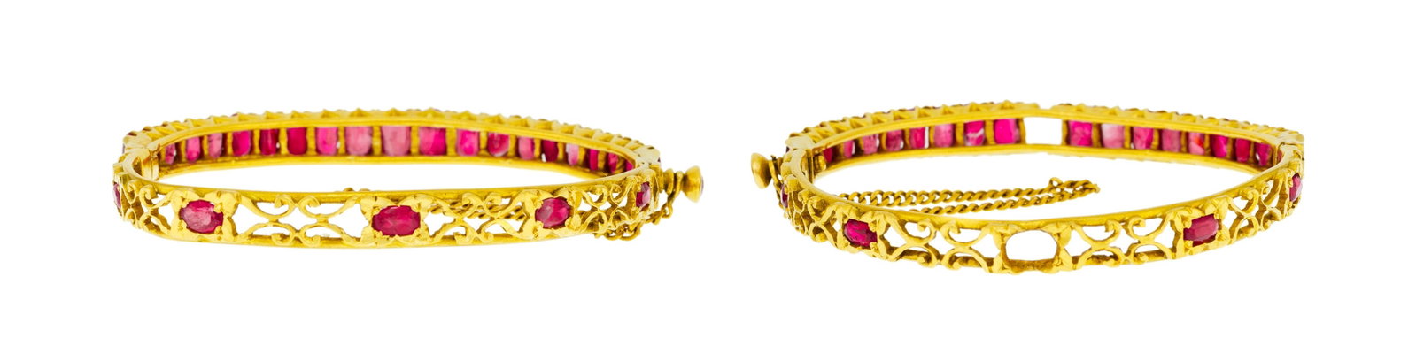 Lot de deux bracelets rigides or 750 ajouré sertis de rubis taille ovale, circ. 15.7 cm, 41g (m - 3