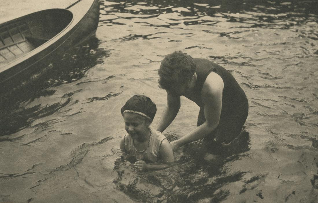 Alfred Stieglitz, The Swimming Lesson 1906: Alfred Stieglitz, The Swimming Lesson, 1906 (1911), vintage photogravure from Camera Work #36, 5 3/4 x 9 inches. Condition is excellent Water, Swimming, Vintage Swimsuit, lake, pool, Camera Work, Came