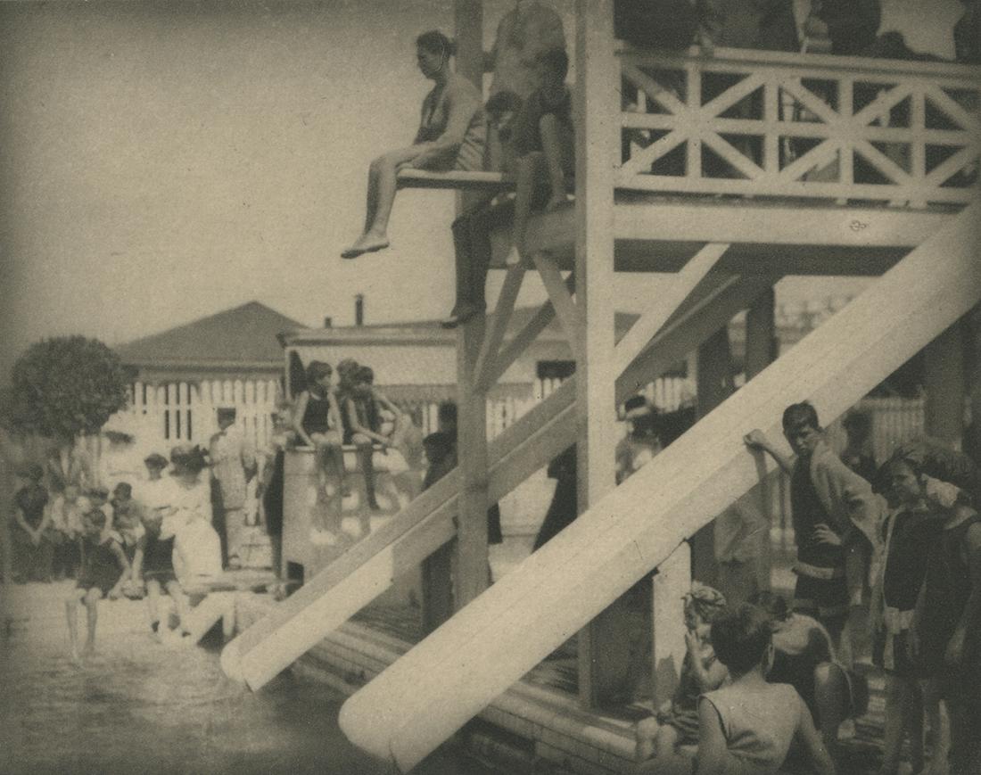 Alfred Stieglitz,The Pool - Deal, 1910: Alfred Stieglitz, The Pool - Deal, 1910 (1911), vintage photogravure from Camera Work #36, 5 x 6 1/4 inches. Condition is excellent Swimming, Bathing, Diving, Swimsuit, Camera Work, Camera Notes Biogr