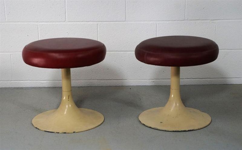 Vintage Italian Stools (1 of 6)