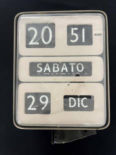 Gino Valle Clock: Rare Model&nbsp;&nbsp;Dator5&nbsp;from the CIFRA series Clock by&nbsp;Gino Valle&nbsp;for Solari&nbsp;&amp;&nbsp;Co. Italy,&nbsp;c.&nbsp;1965 enameled&nbsp;cast&nbsp;aluminum, plex