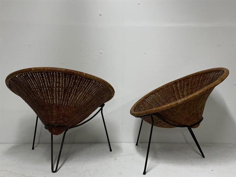 Roberto Mango Chairs: Set of two extremely rare conical wicker chairs by Roberto Mango Italy 1950s Seat is made of wicker with iron legs Literature: Domus 285, agosto 1954. Dimensions: Height: 28" / 71.12cm Depth: 29" / 73