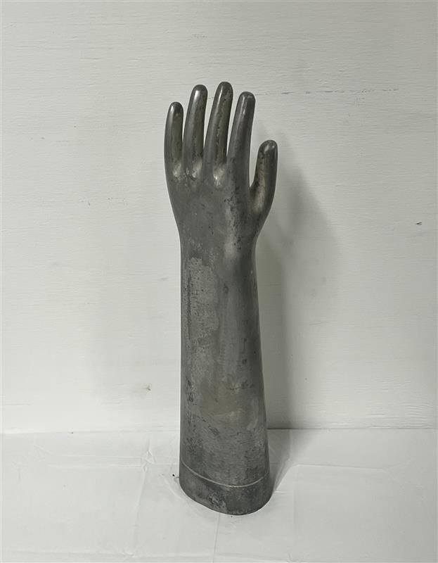 Aluminum Glove Mold (1 of 4)