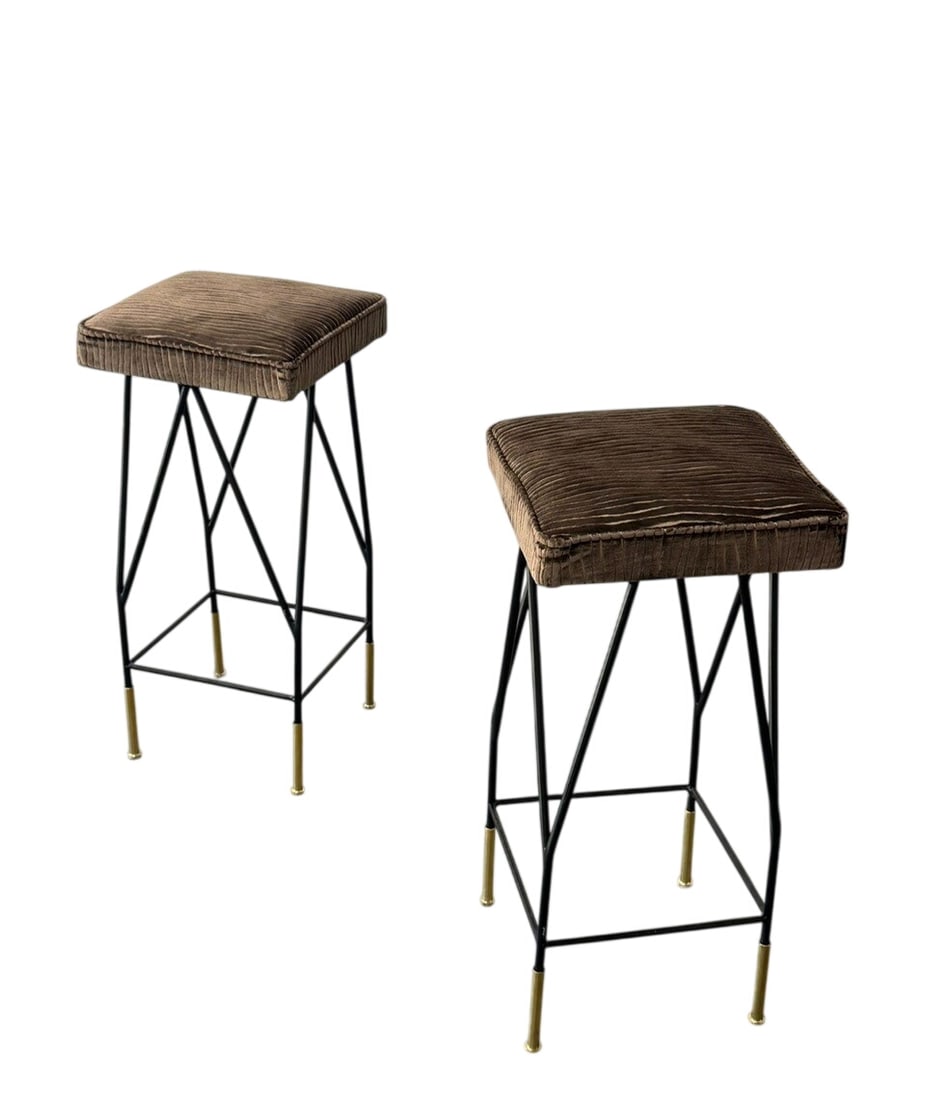 Pair of Contemporary Stools Brown Fabric: Newly upholstered Italian Contemporary square stools featuring a black lacquered iron frame with brass-finished leg details and brown cotton velvet upholstery.