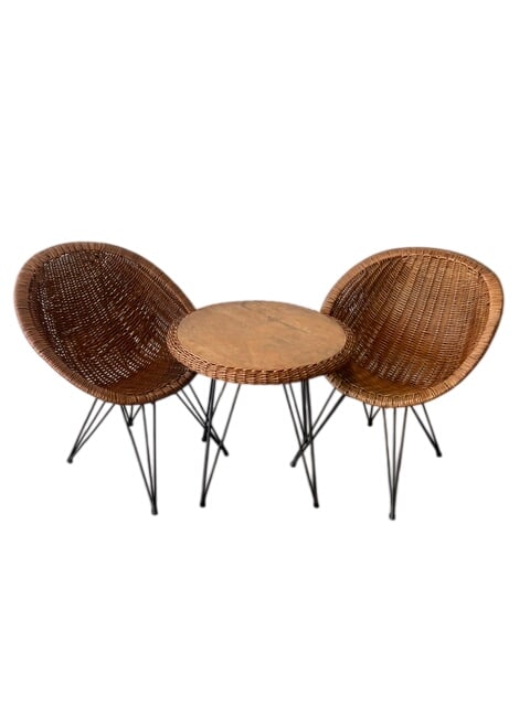 Rattan Table and Chairs Set (1 of 6)