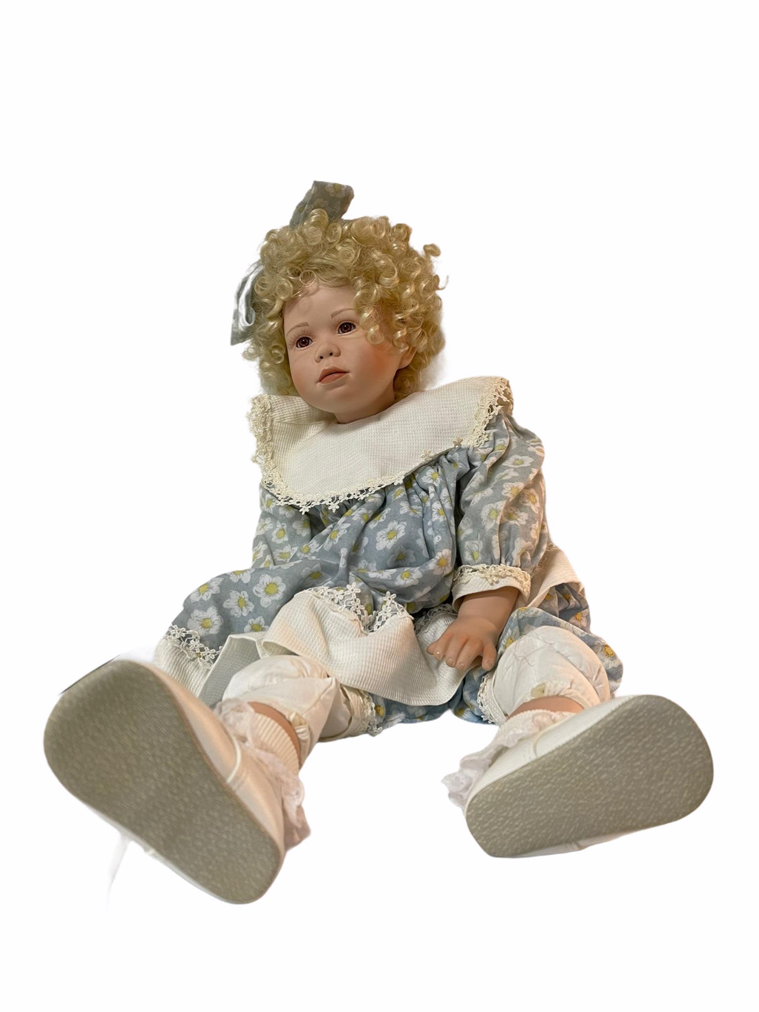 PORCELAIN DOLL CERTIFIED BY CHRISTION ORANGE (1 of 7)