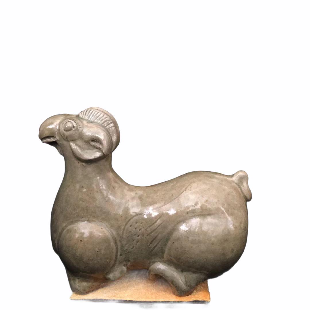 Chinese porcelain animal figure (1 of 8)