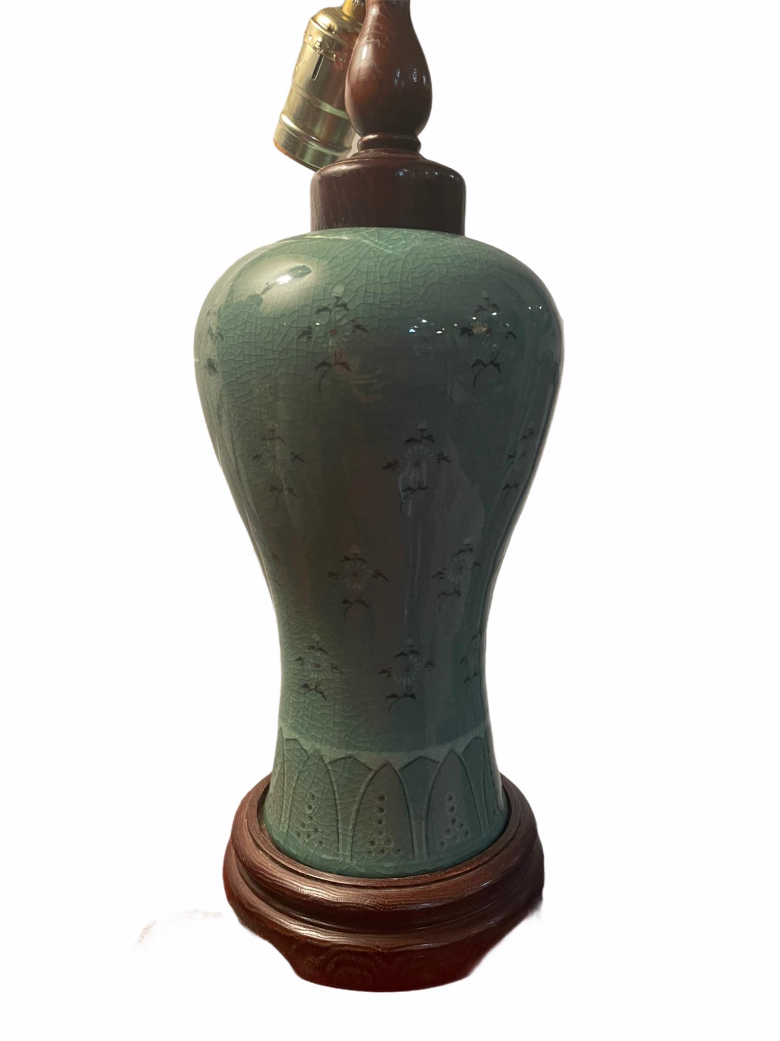 Korean vase lamp (1 of 1)