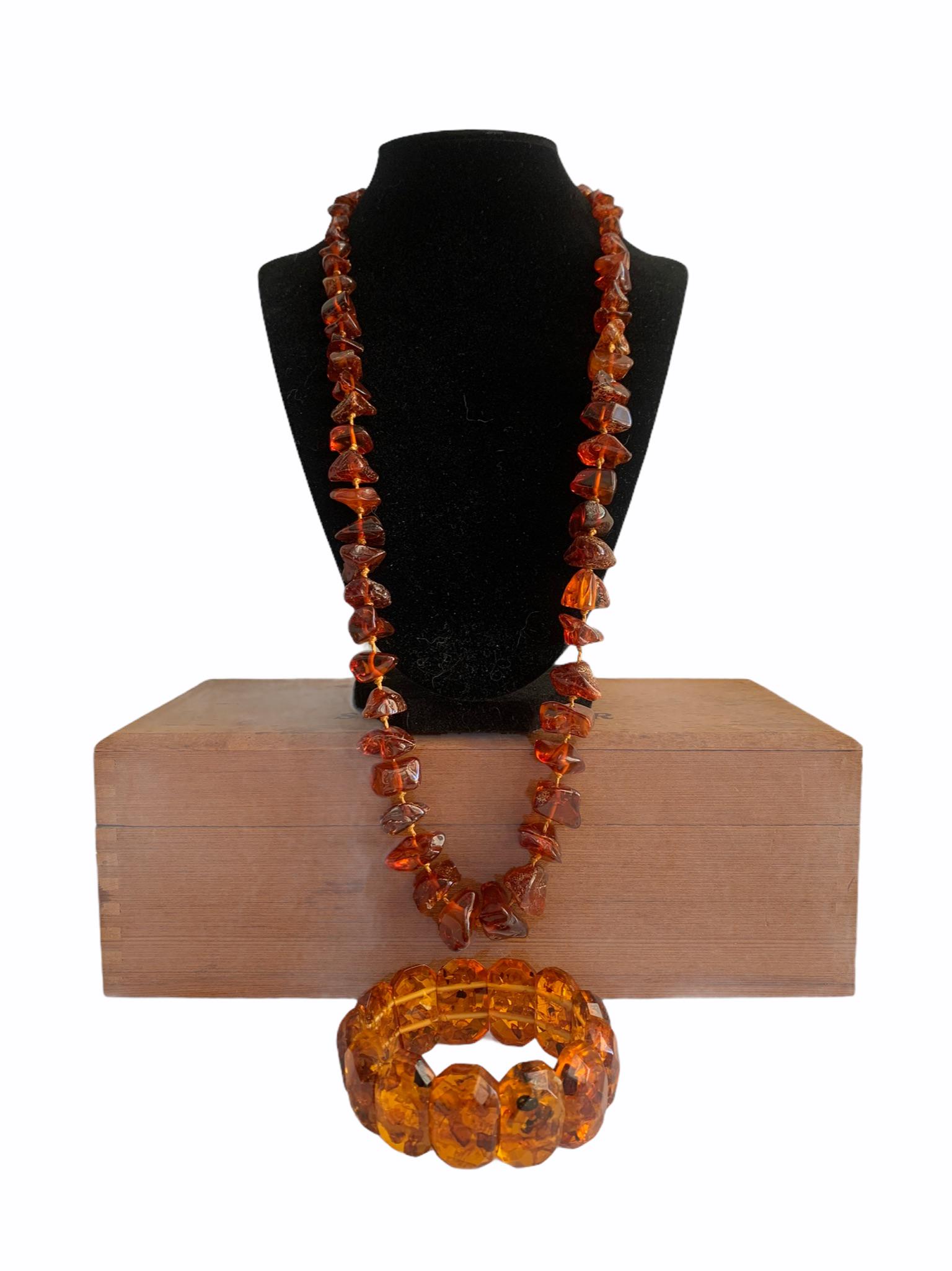 Natural amber necklace; beads; bracelet (1 of 7)