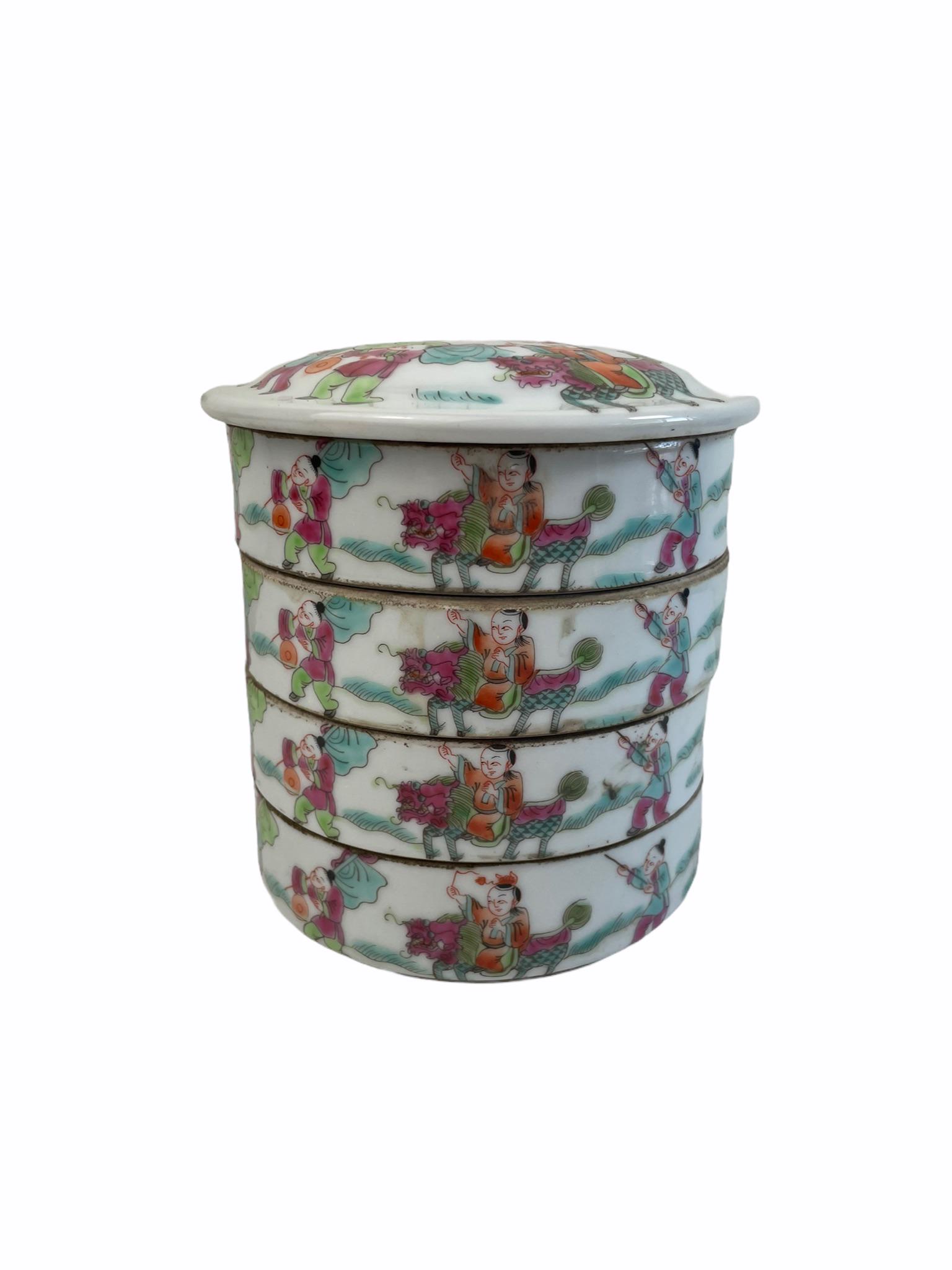 Beautiful chinese porcelain box: with figure motif; H: 5.25"