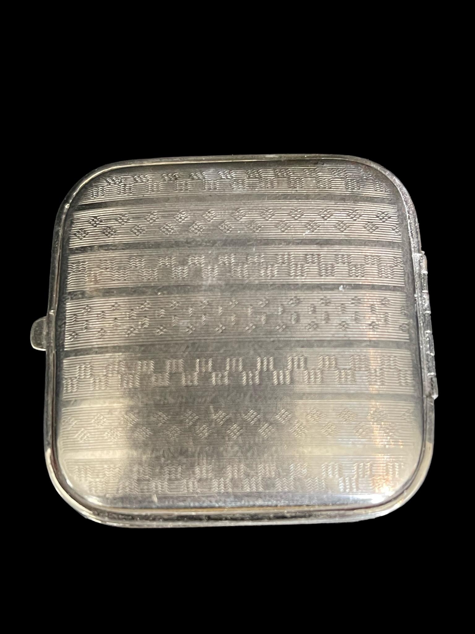 Vintage silver powder compact hand engraved make up box (1 of 6)