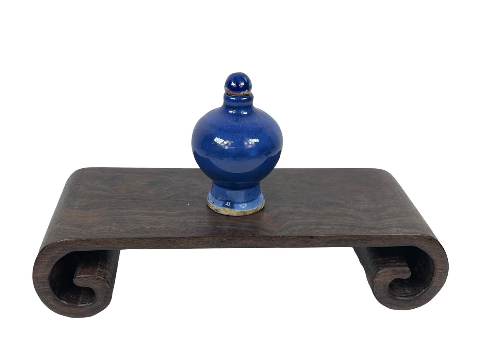 Fine chinese blue grounded snuff bottle: stands not included; 3.25"H