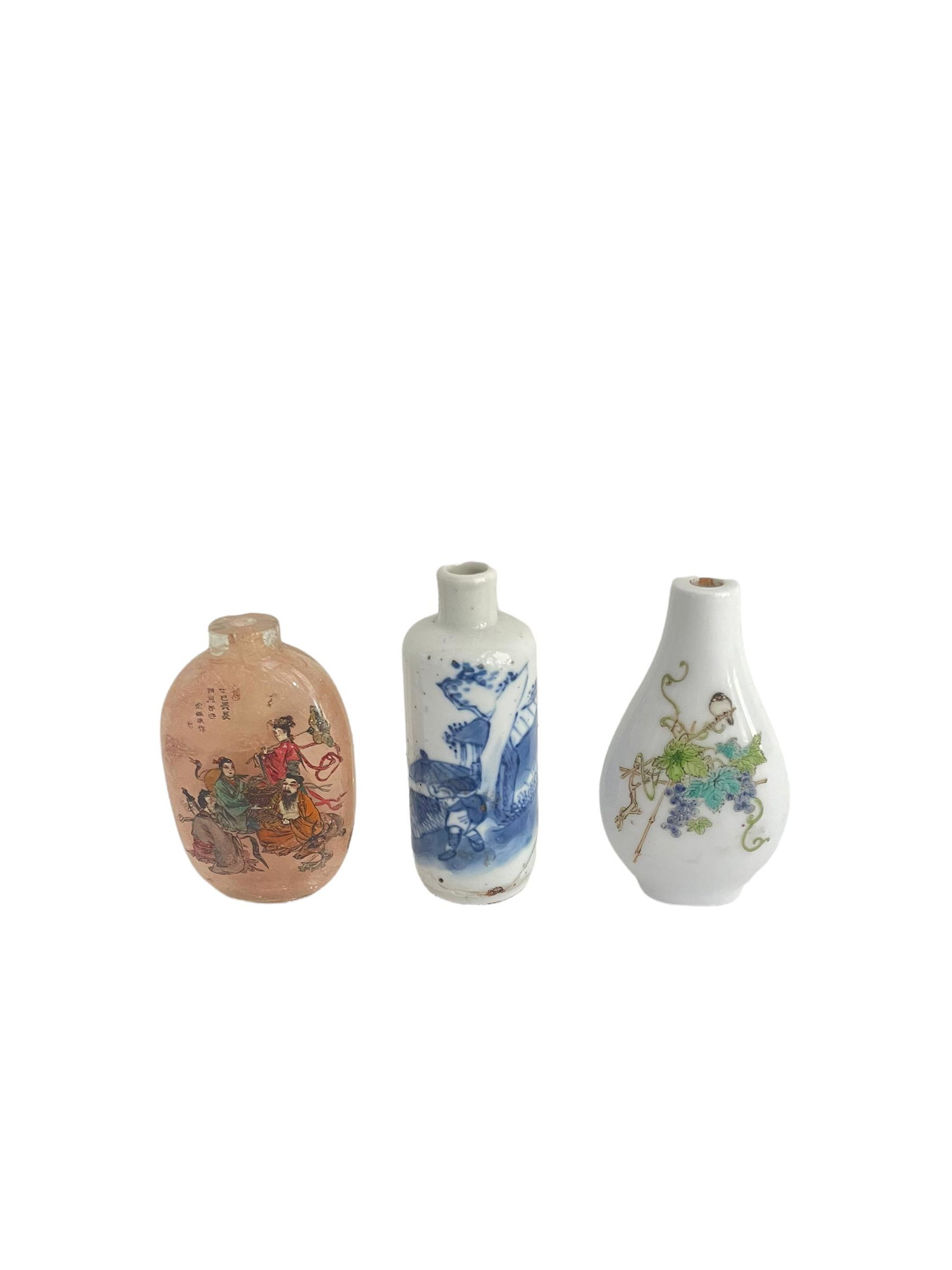 3 chinese snuff bottles: all with chip and crack; see picture; tallest: 3"