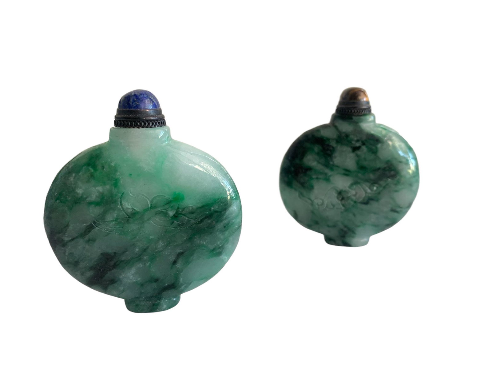 2 fine chinese green jade snuff bottles: two jade snuff bottles 6.0cm x 5.1cm